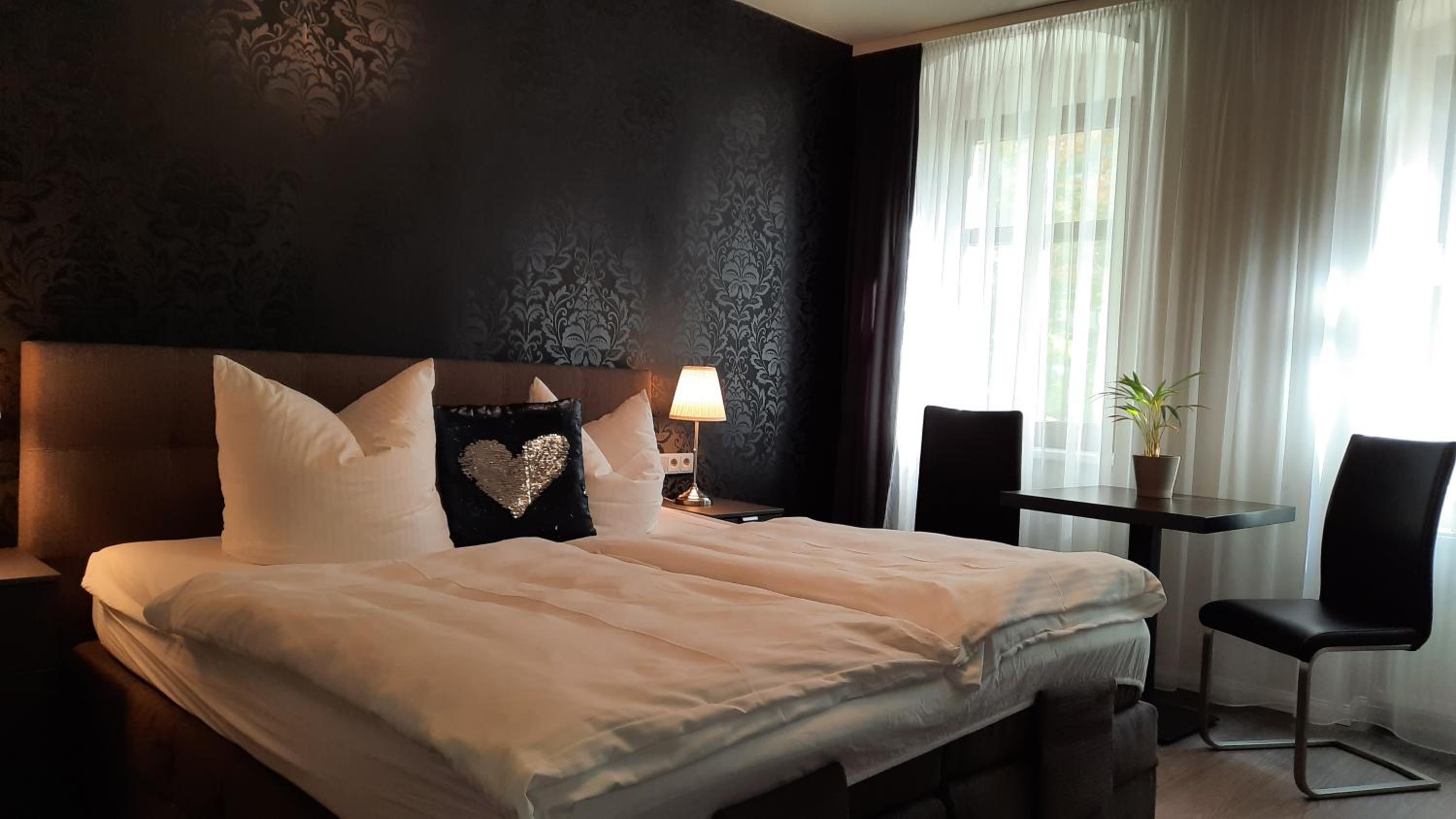Deluxe Double Room - Photo 2