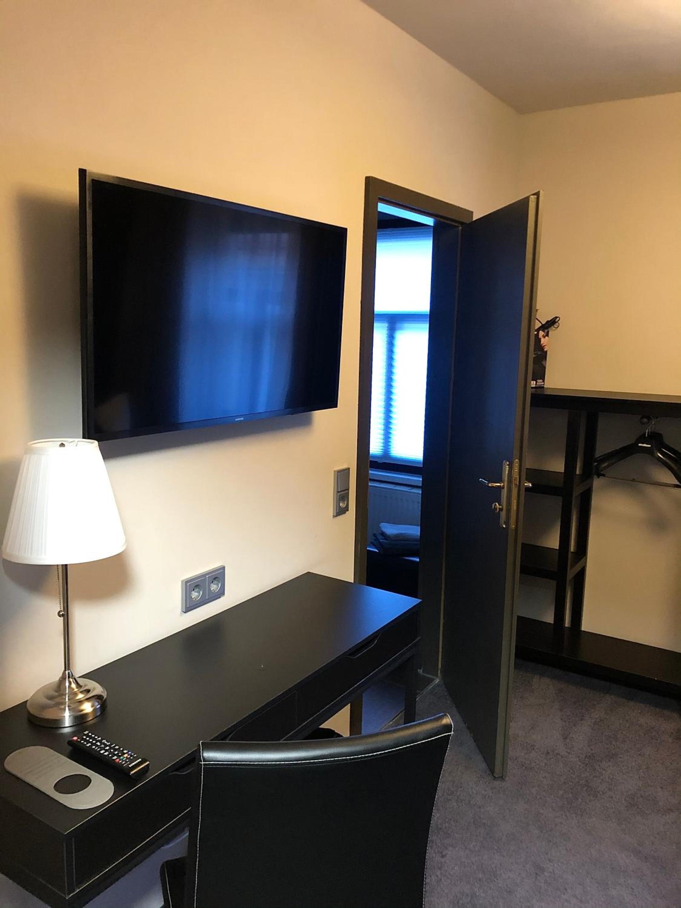 Standard Single Room photo 2