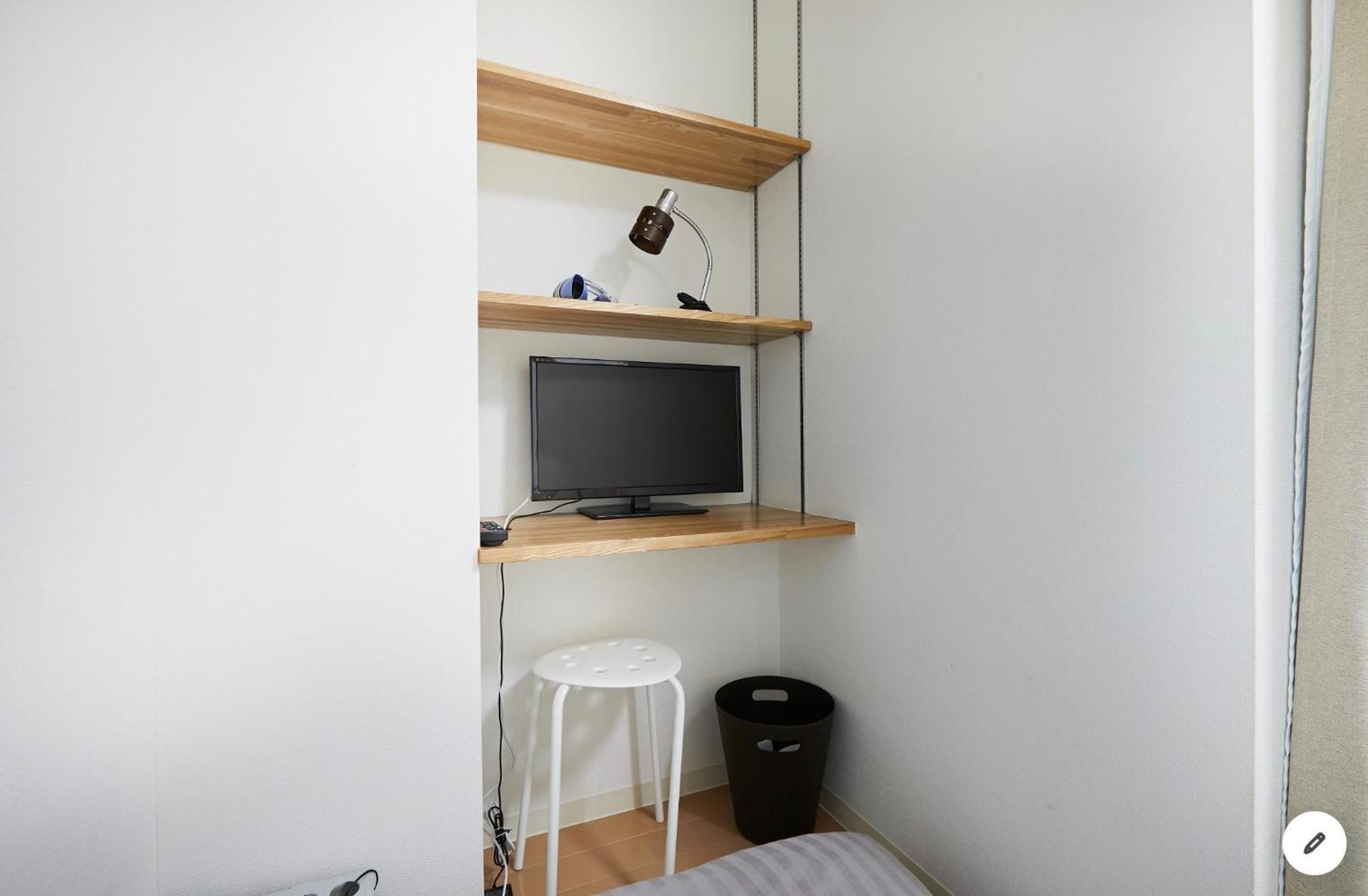 Apartment photo 2