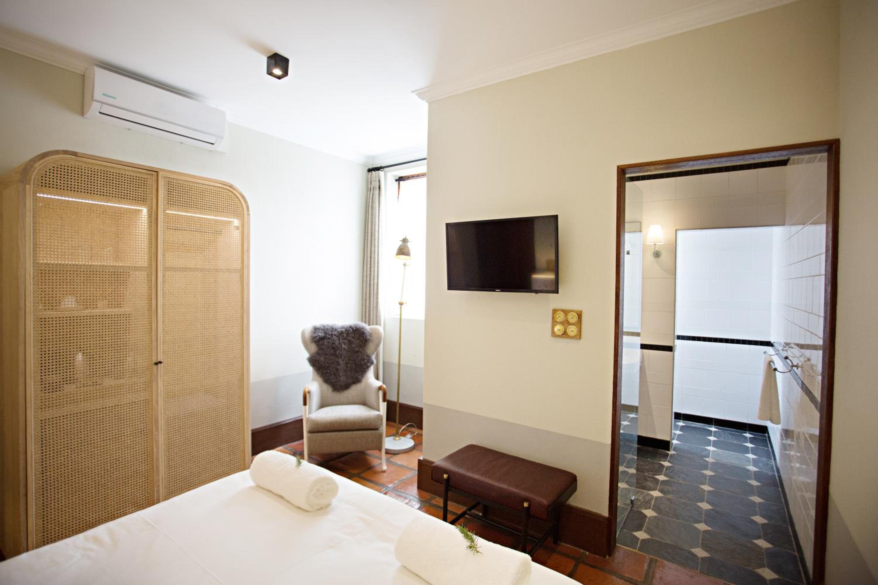 Superior Double Room - Photo 2
