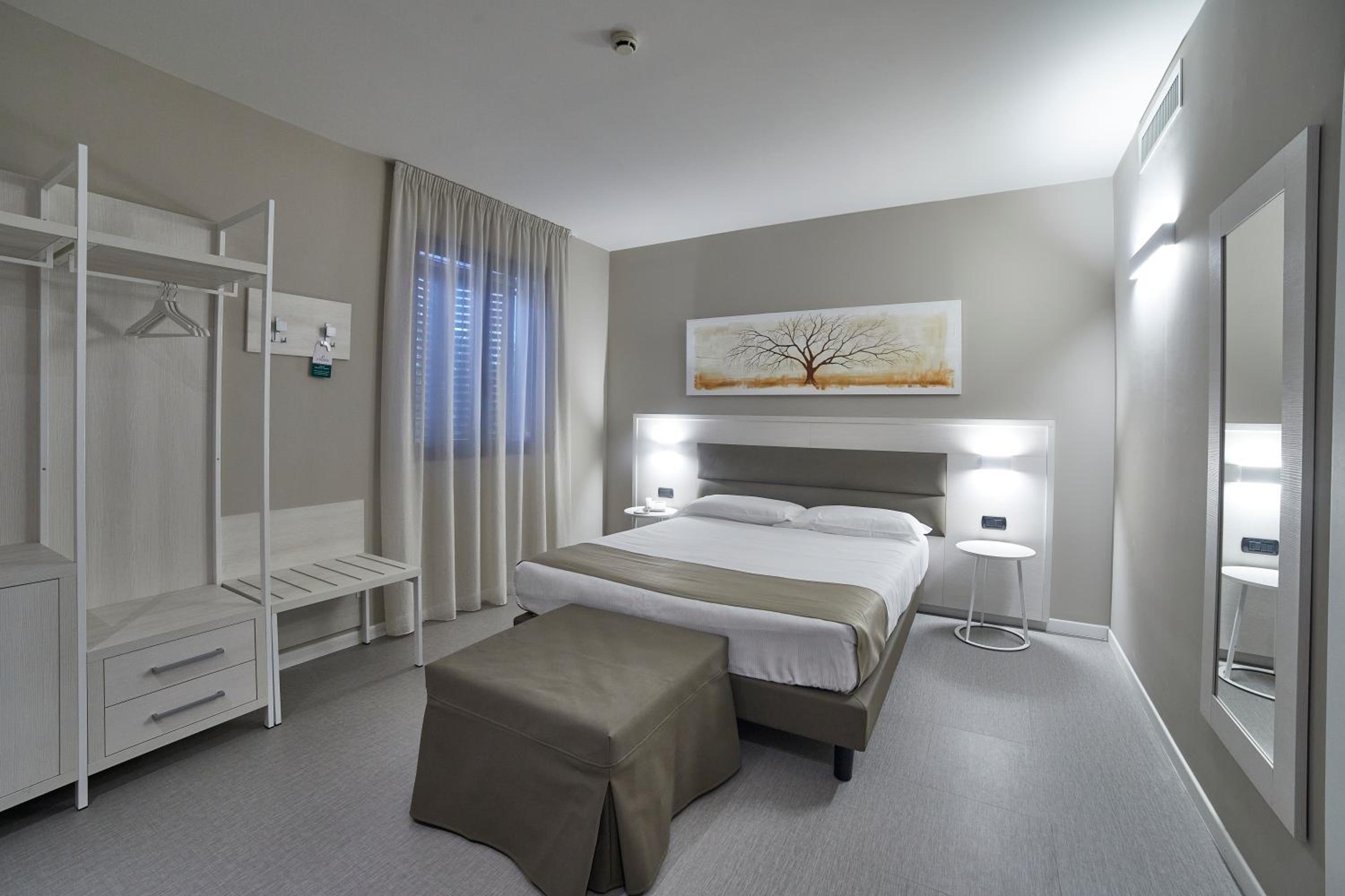 Superior Double Room - Photo 1