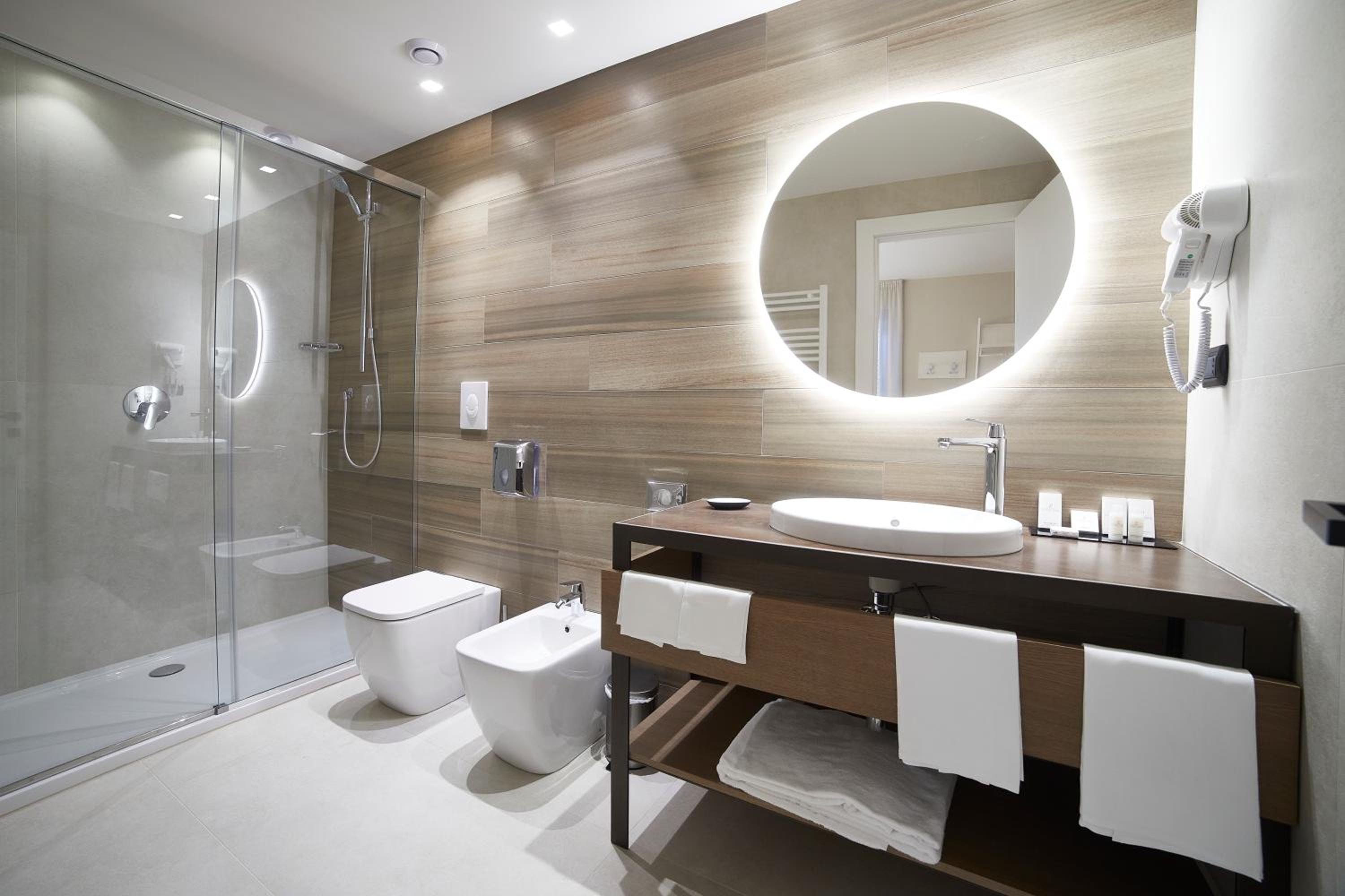 Superior Double Room - Photo 8