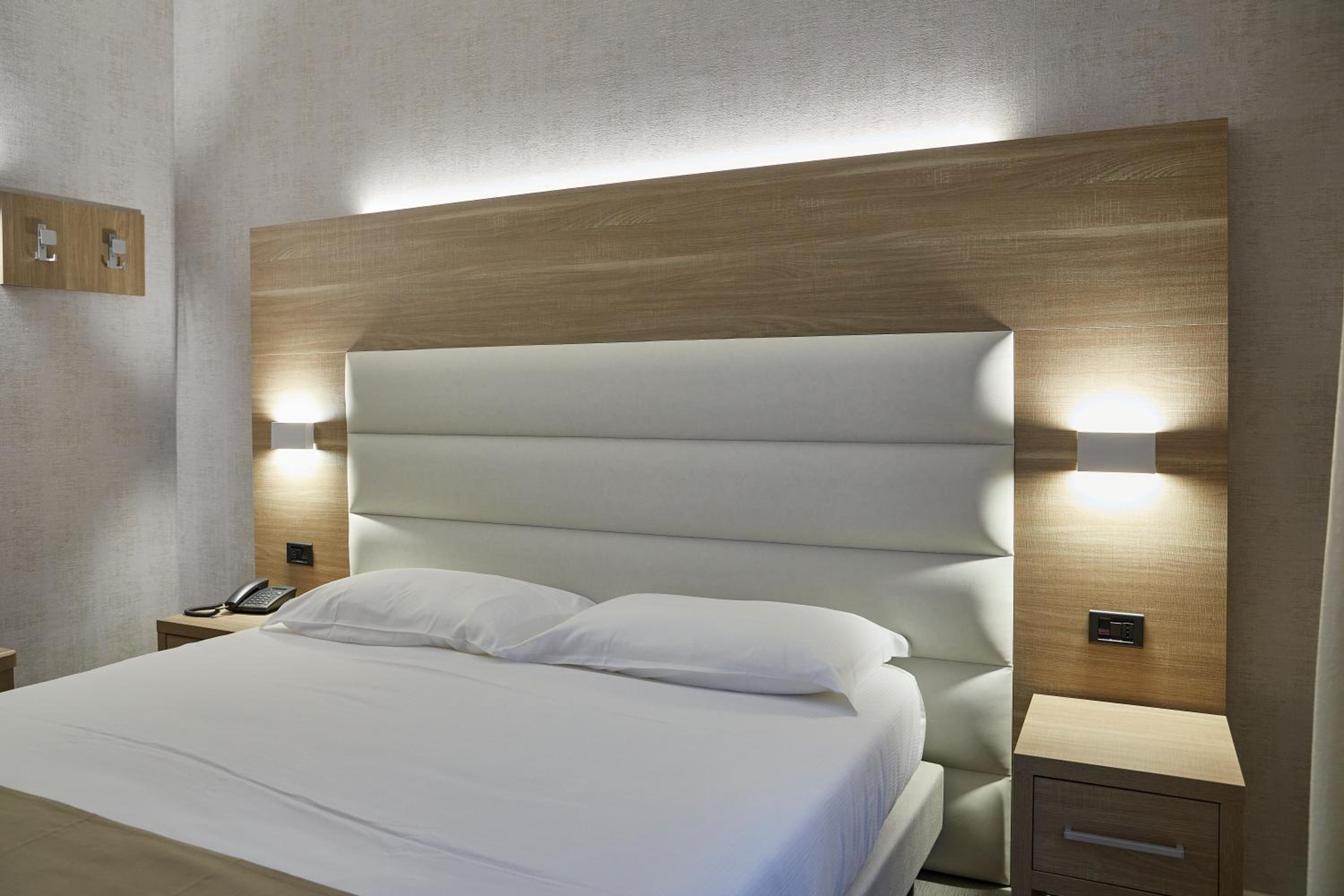 Superior Double Room - Photo 7