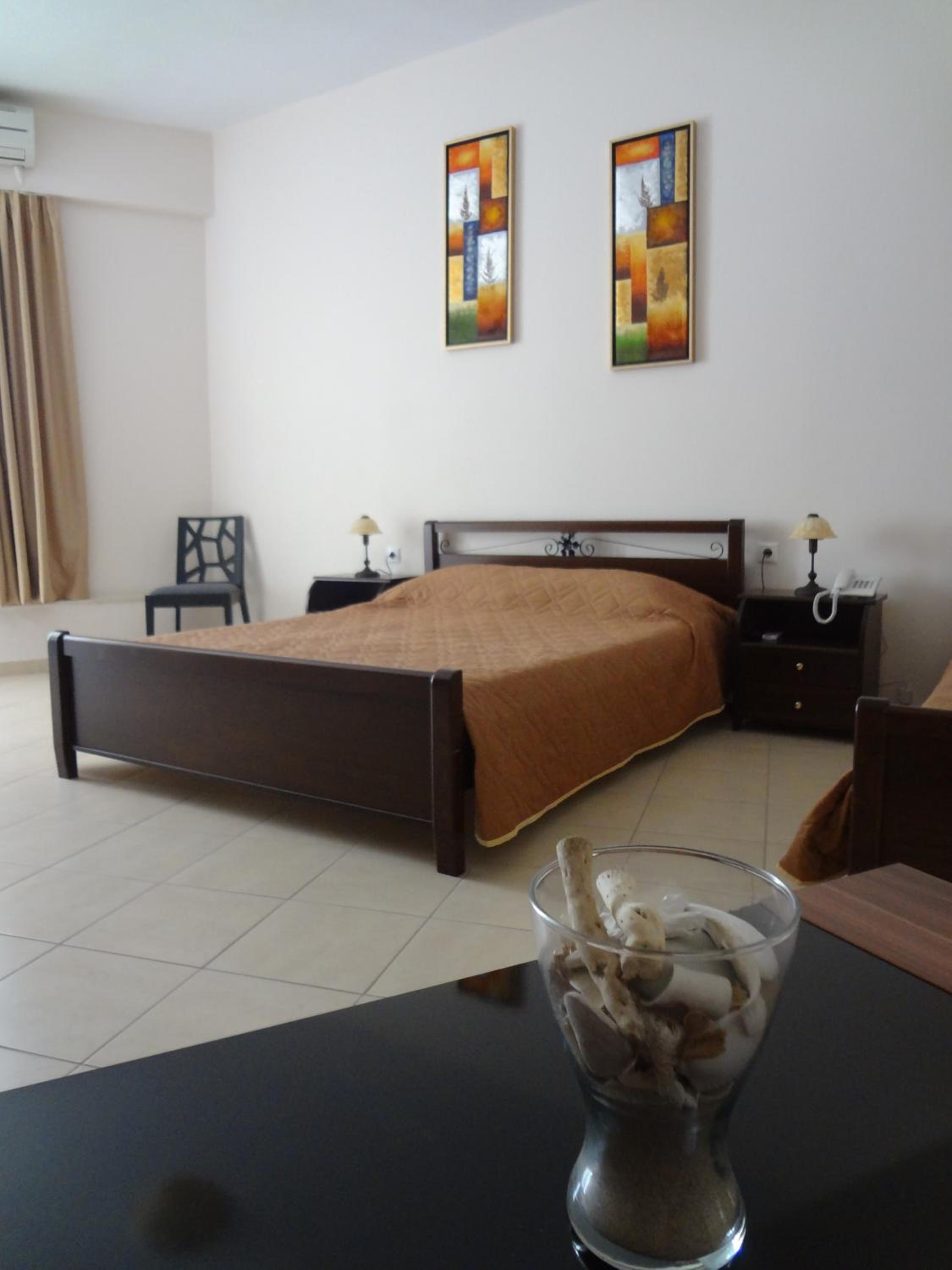 Triple Room - Photo 1