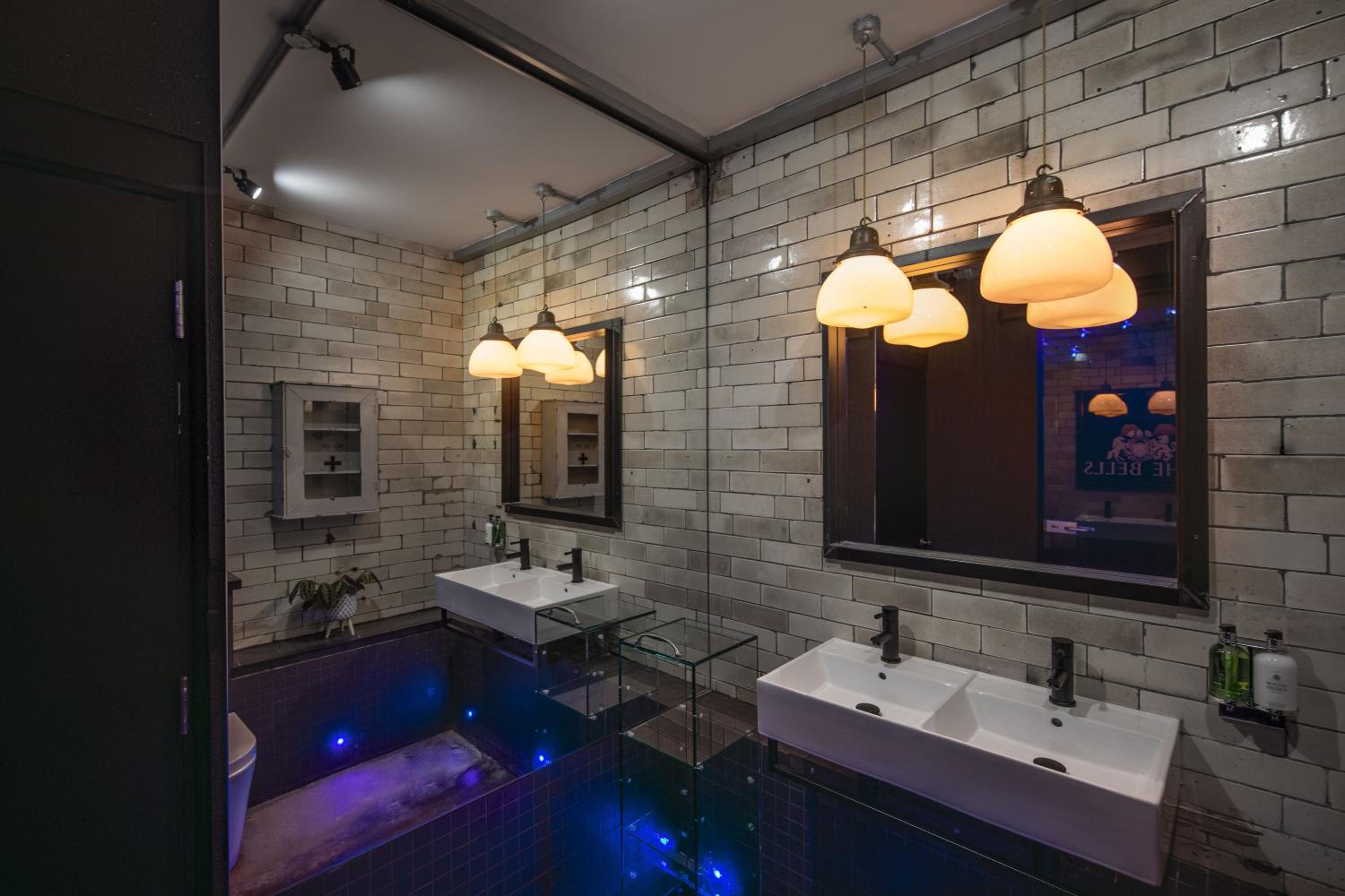 Hosanna - One Bedroom Apartment With Hot Tub photo 2