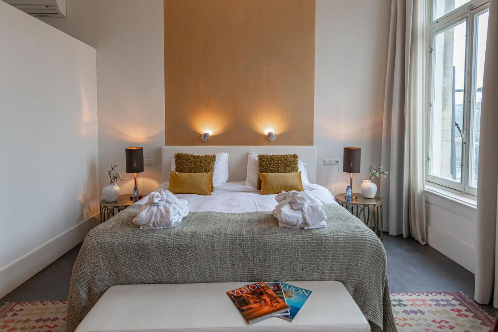 Deluxe Double Room with Bath photo 1