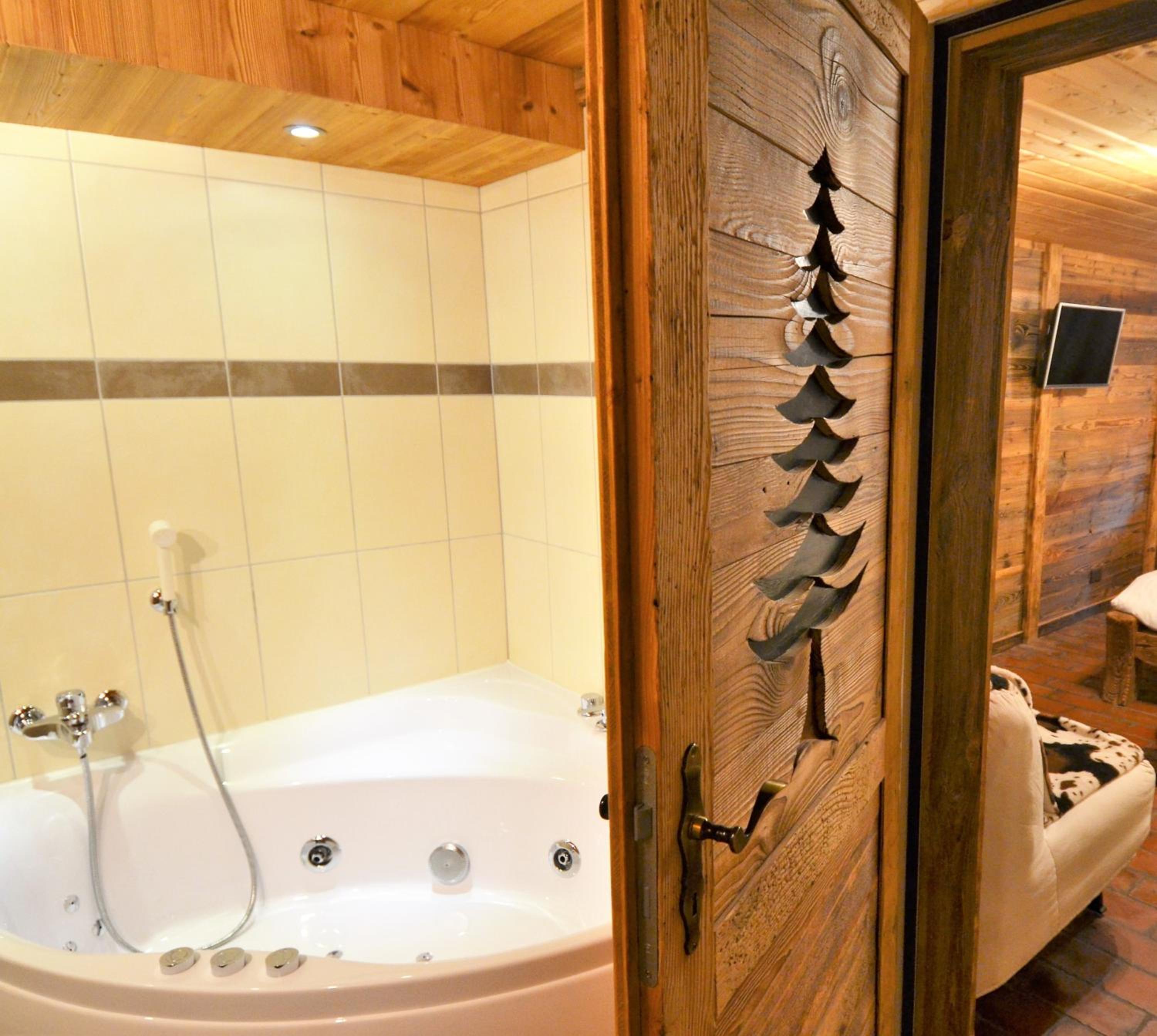 Superior Double Room - Photo 12