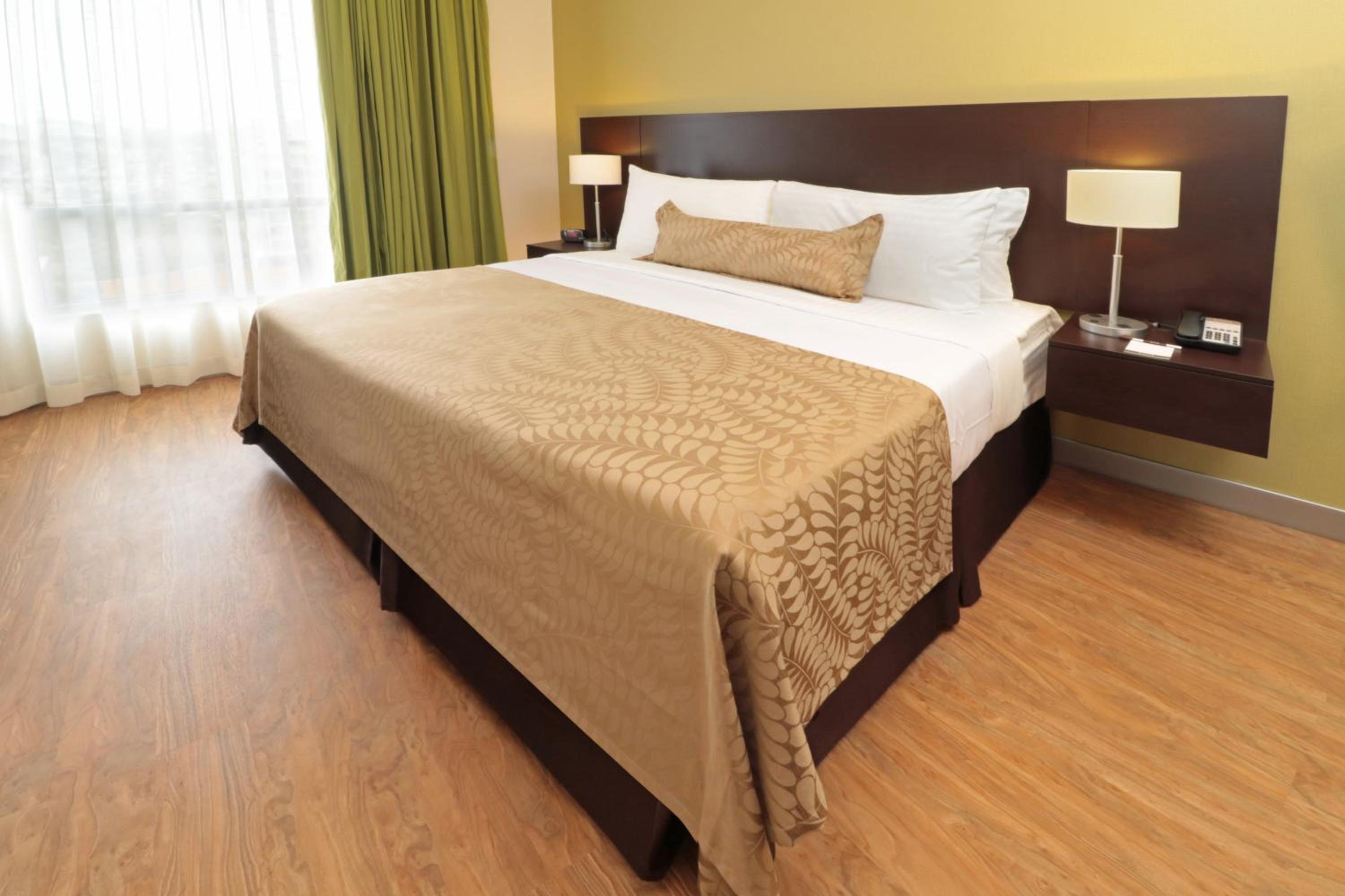 One-Bedroom Suite