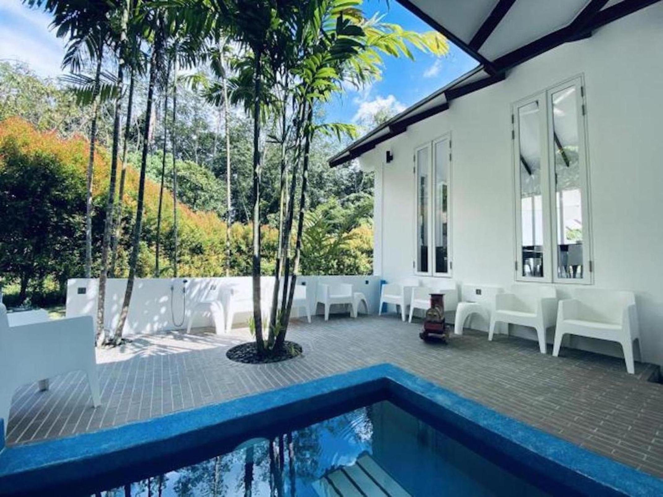 Four-Bedroom Villa - Photo 44
