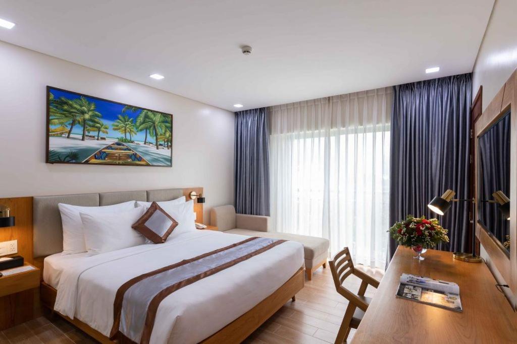 Superior King Room - Photo 1