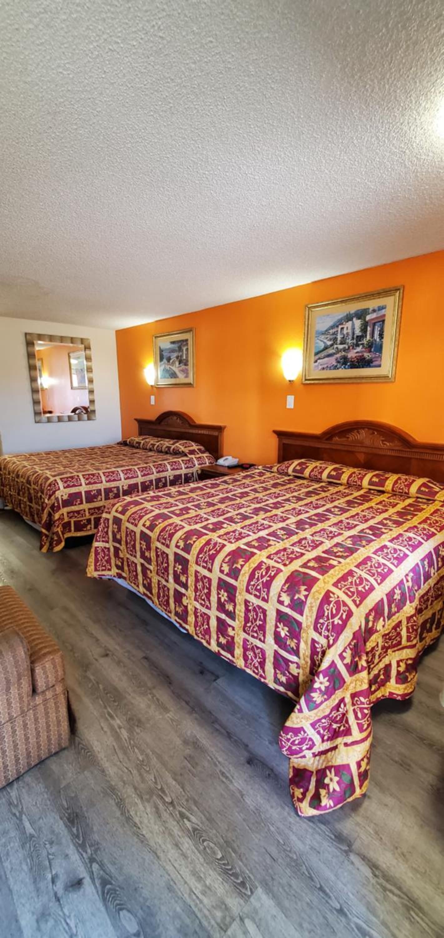 King Room with Two King Beds - Smoking