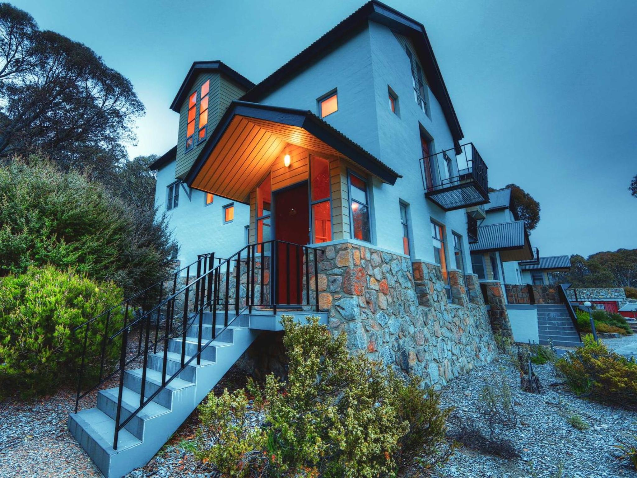 Three-Bedroom Chalet photo 3