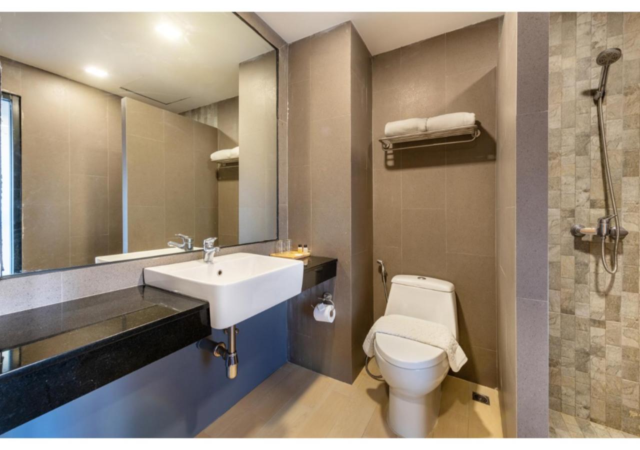 Basic Double or Twin Room - Photo 4