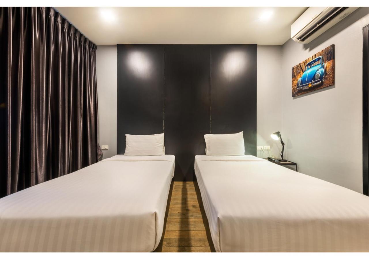 Basic Double or Twin Room with Sea View - Photo 3