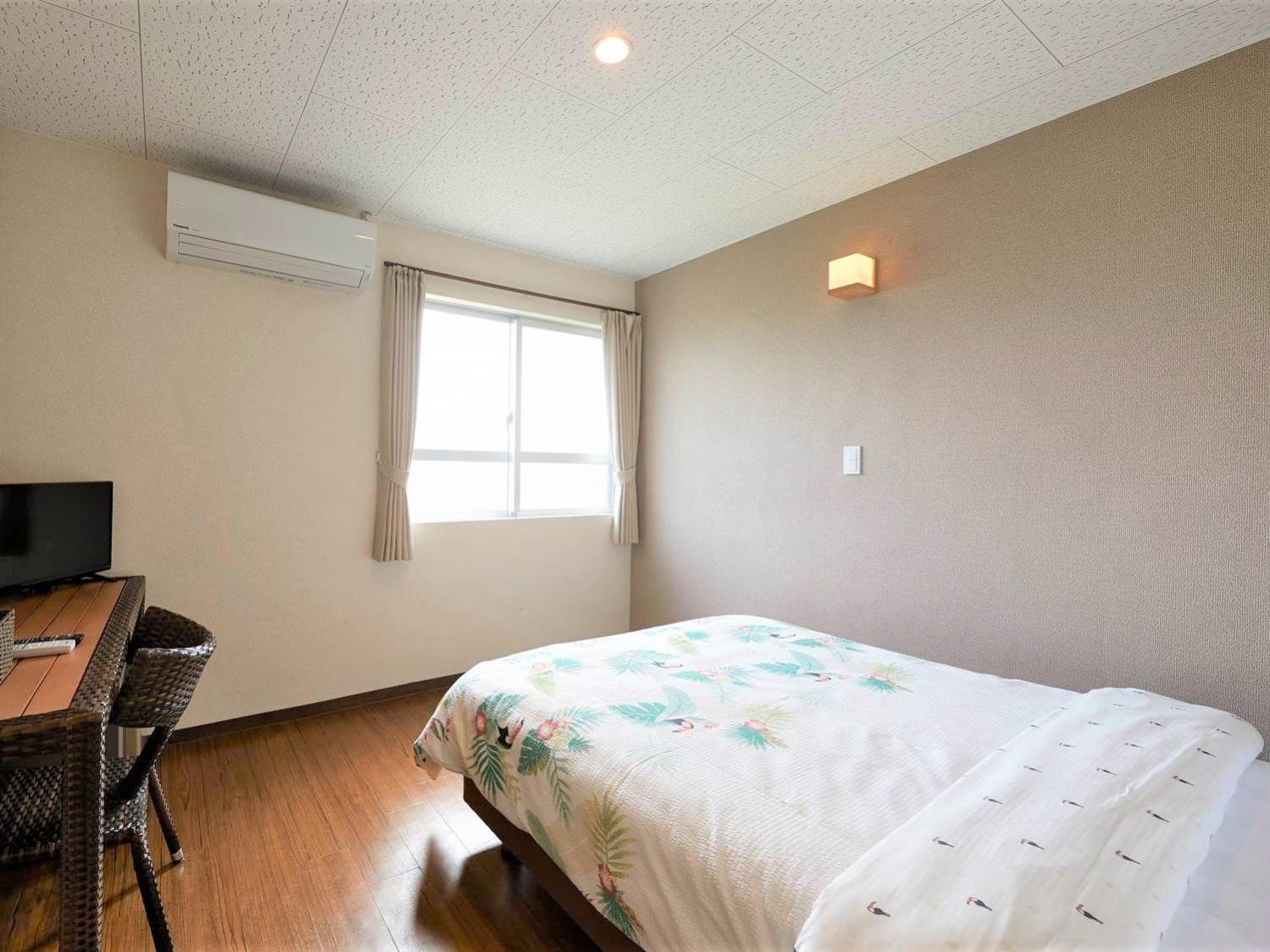 Double Room - Photo 2
