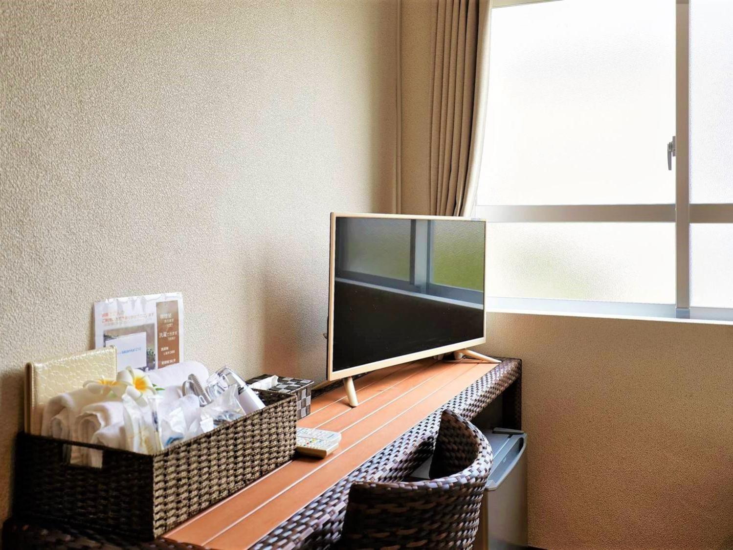 Twin Room - Photo 3