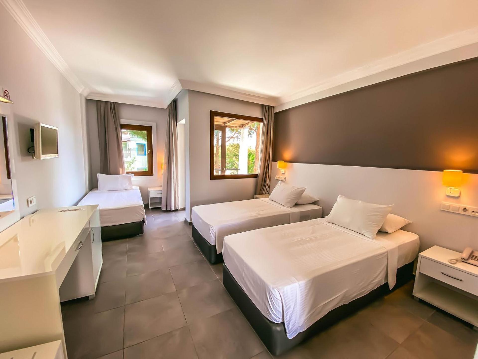 Triple Room with View