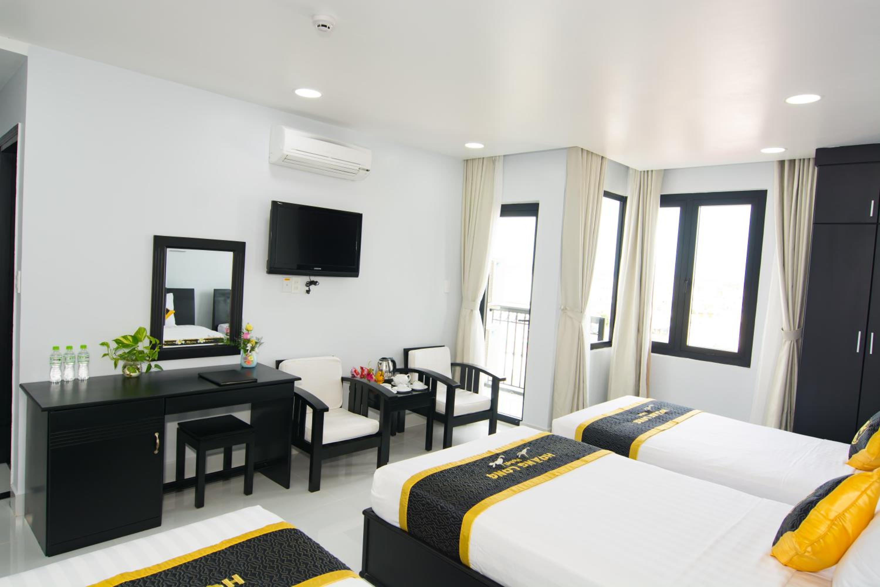 Deluxe Triple Room photo 3