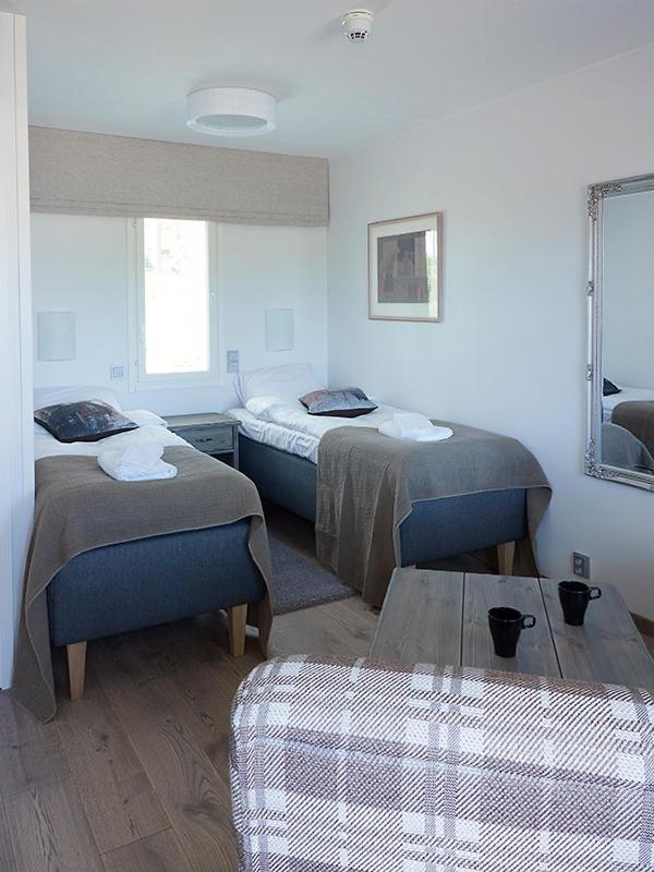 Double or Twin Room with Bathroom - Photo 1
