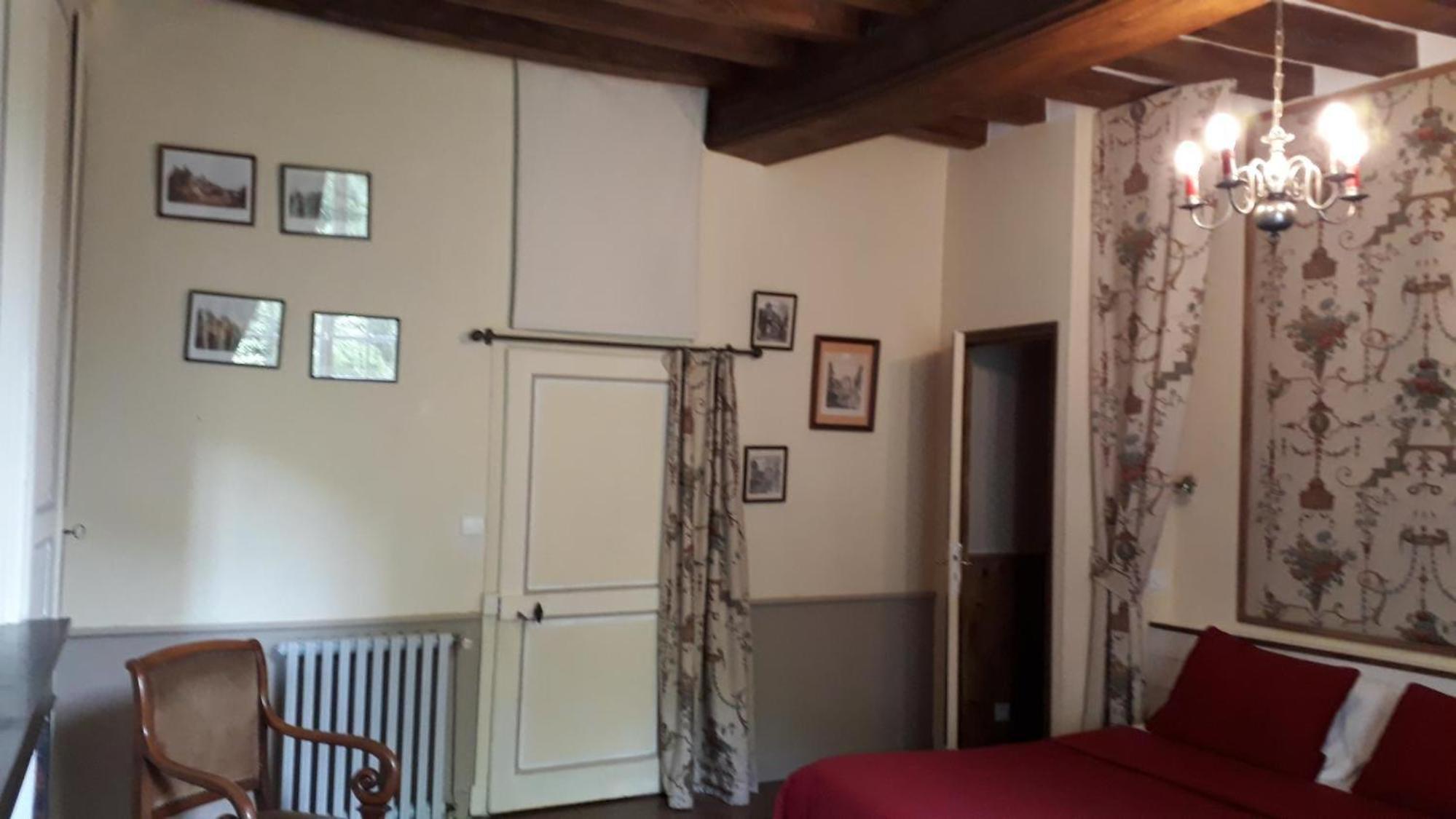 Quadruple Room with Private Bathroom photo 1