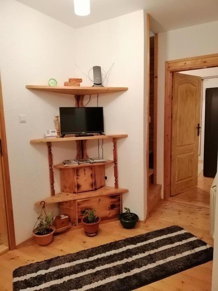 Apartment with Balcony photo 1