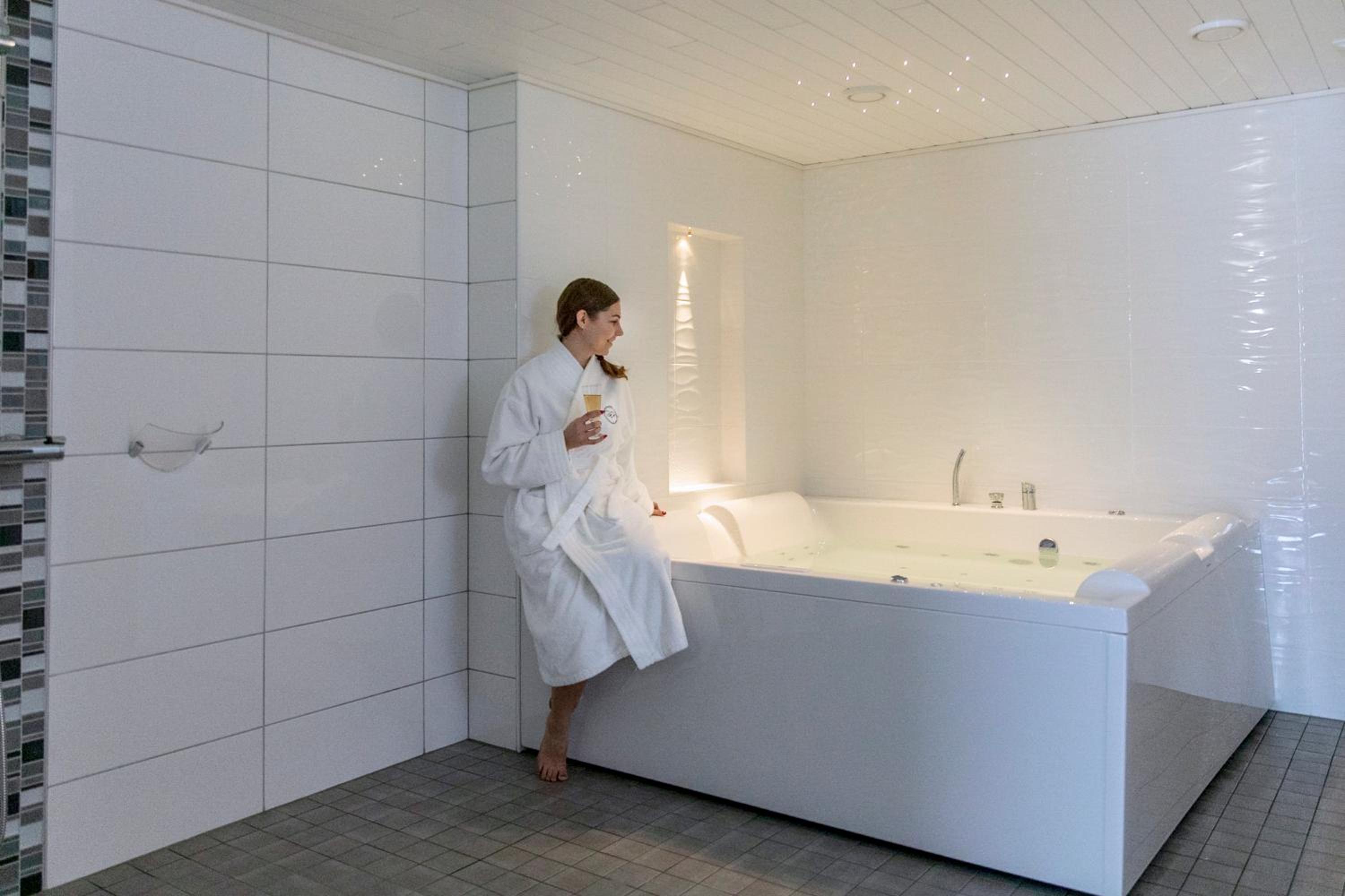 Suite with Sauna photo 2