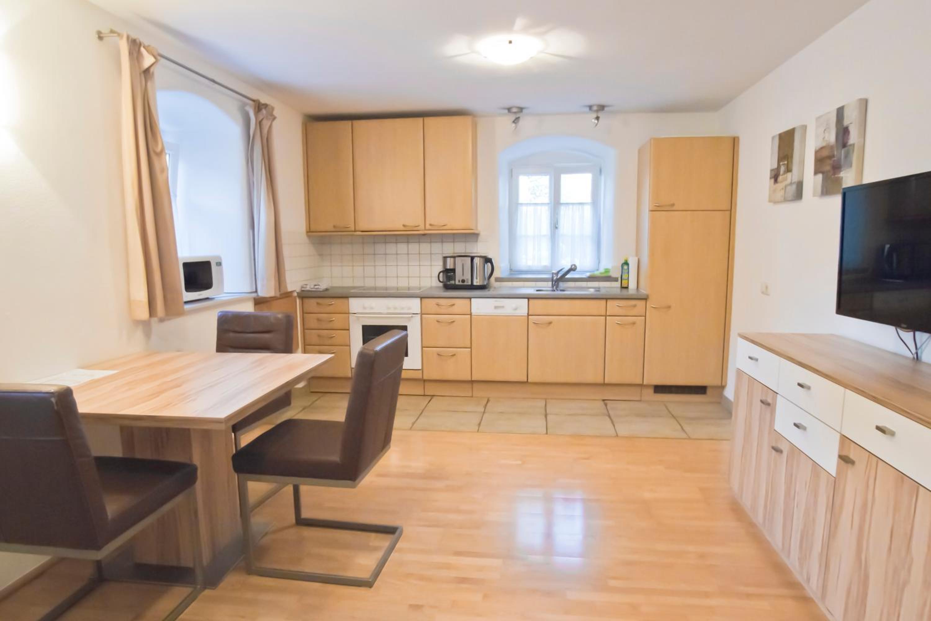Two-Bedroom Apartment (2-3 Adults) photo 3