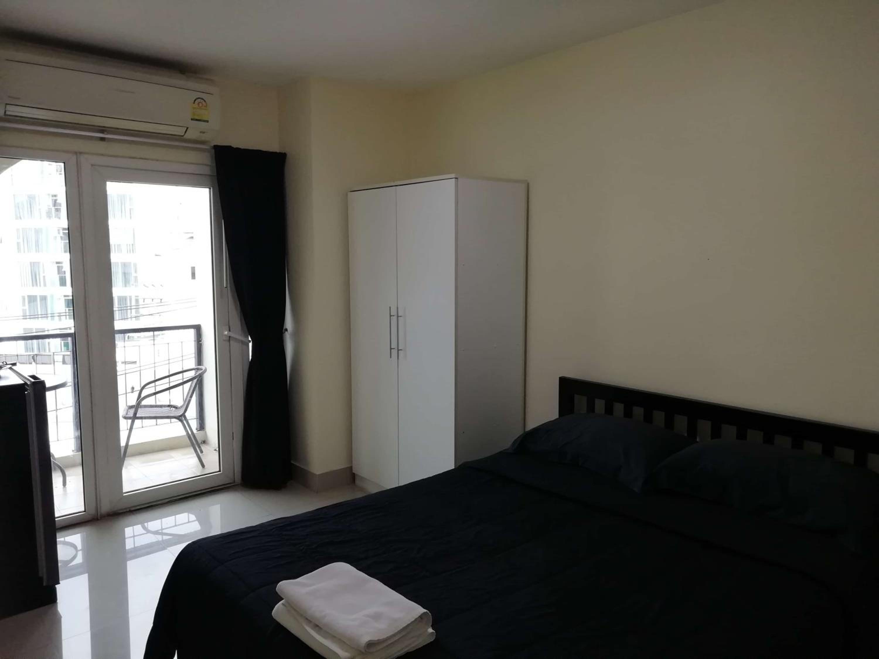 Standard Double Room with Balcony & Street View - Photo 1