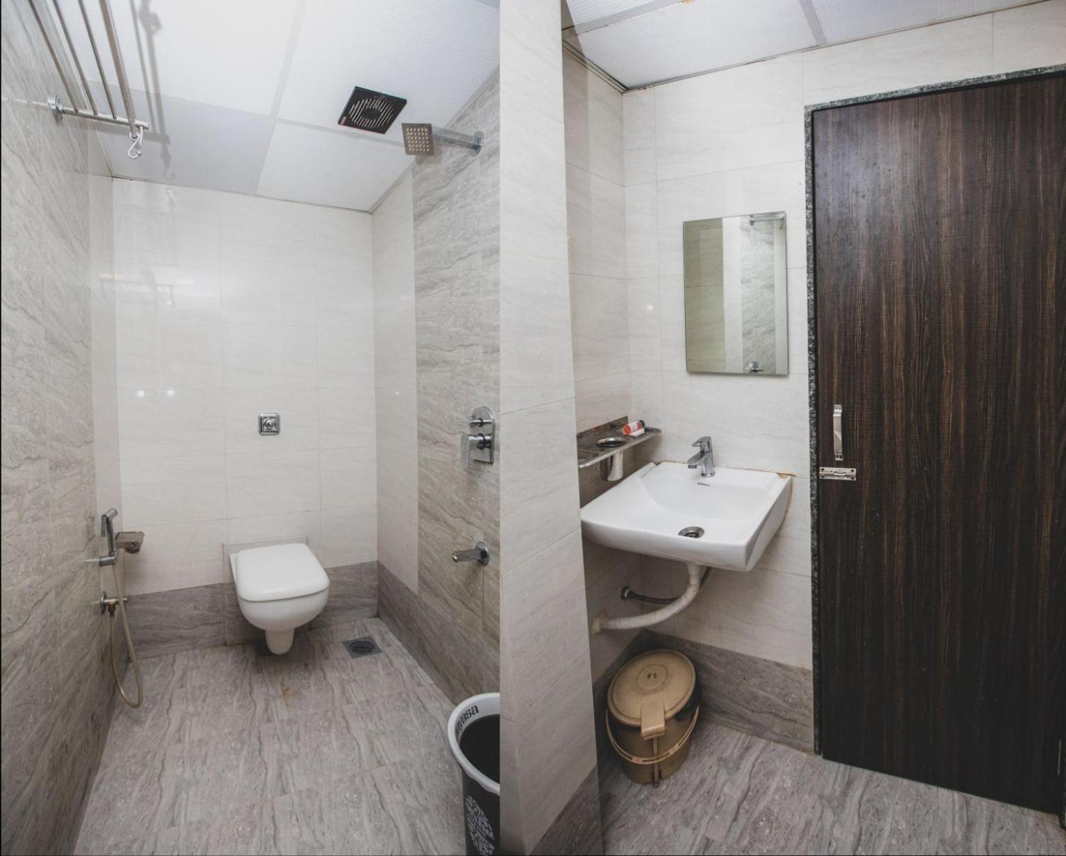 Deluxe Room - Photo 5