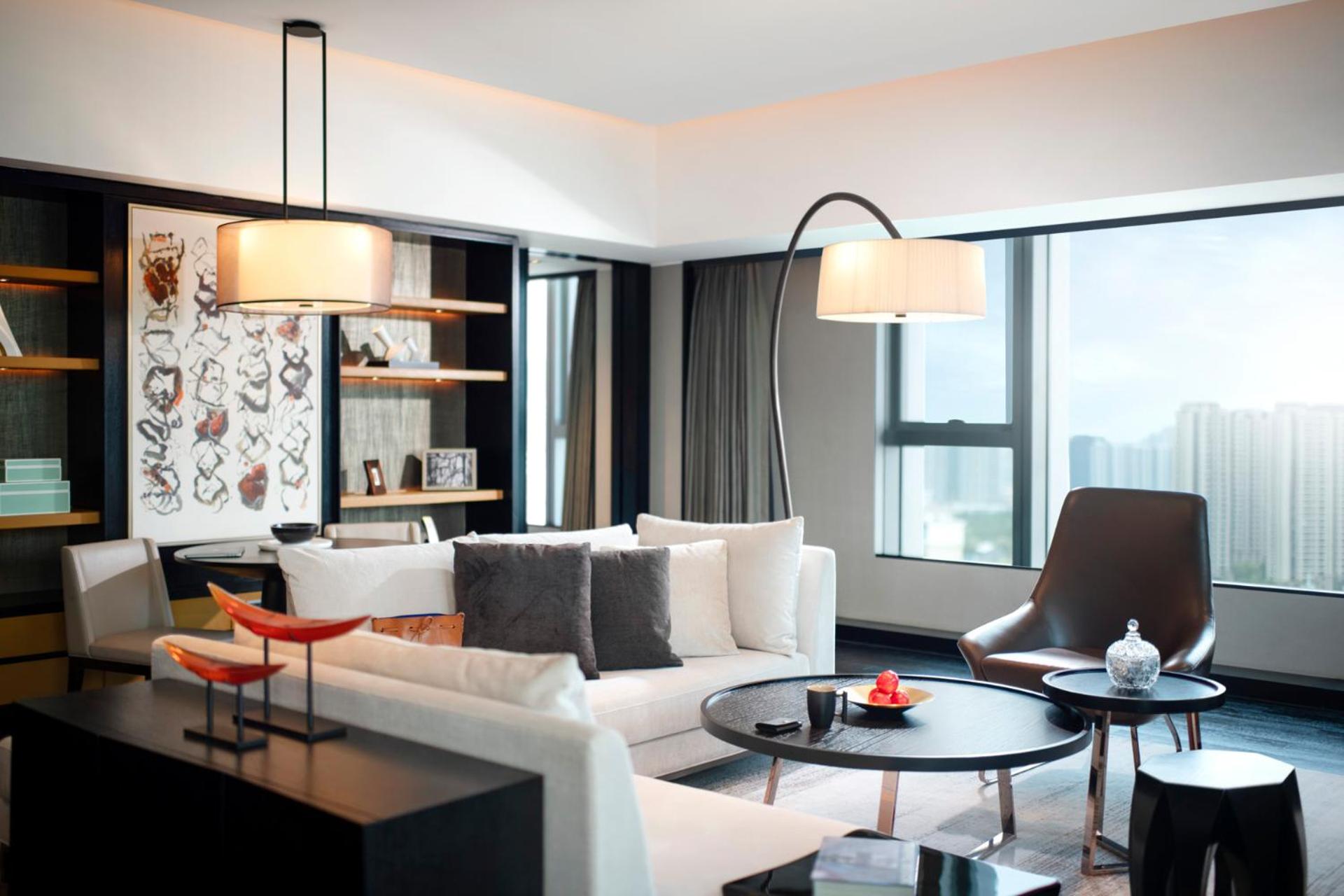 Premier River View Suite  photo 2