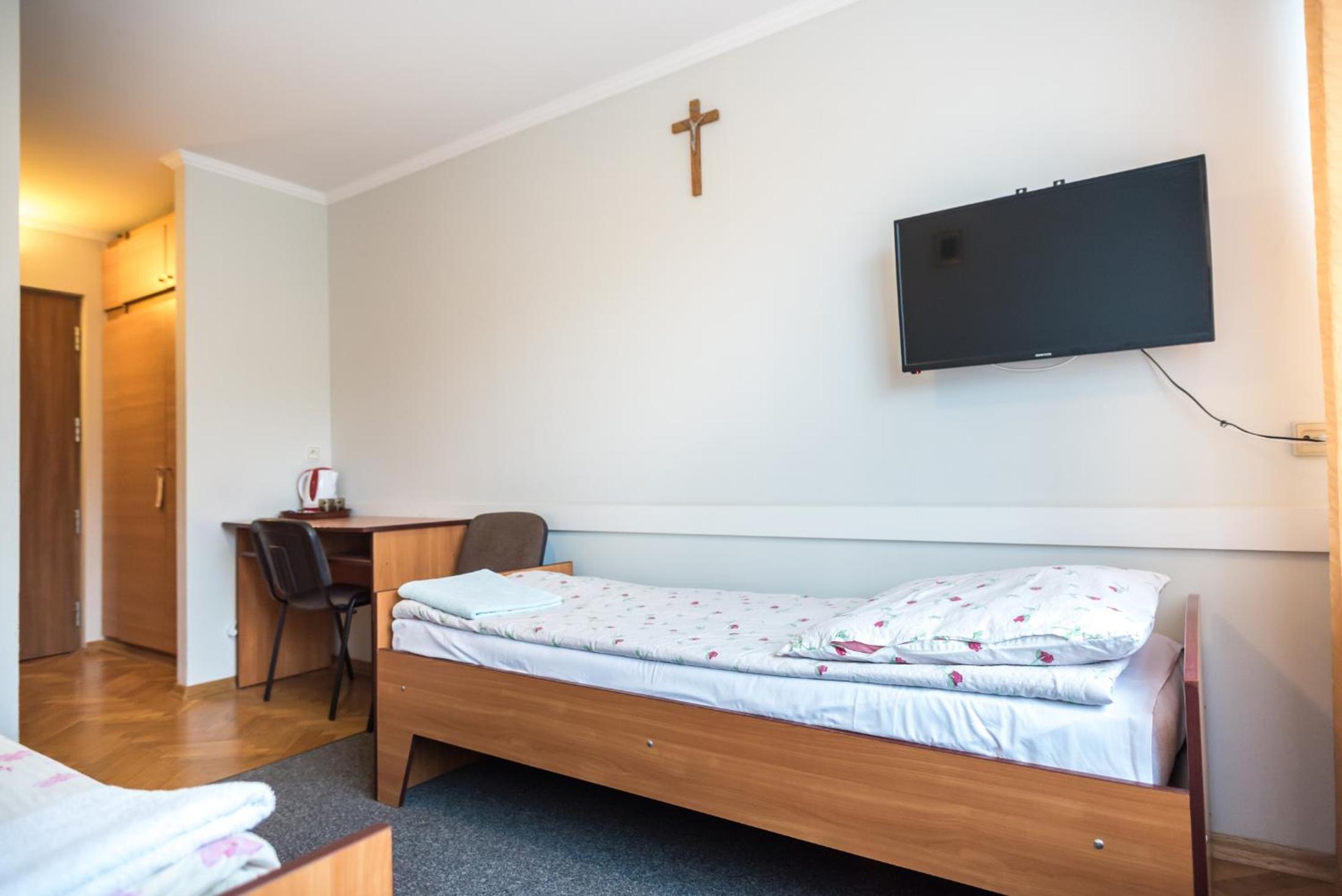 Twin Room with Bathroom