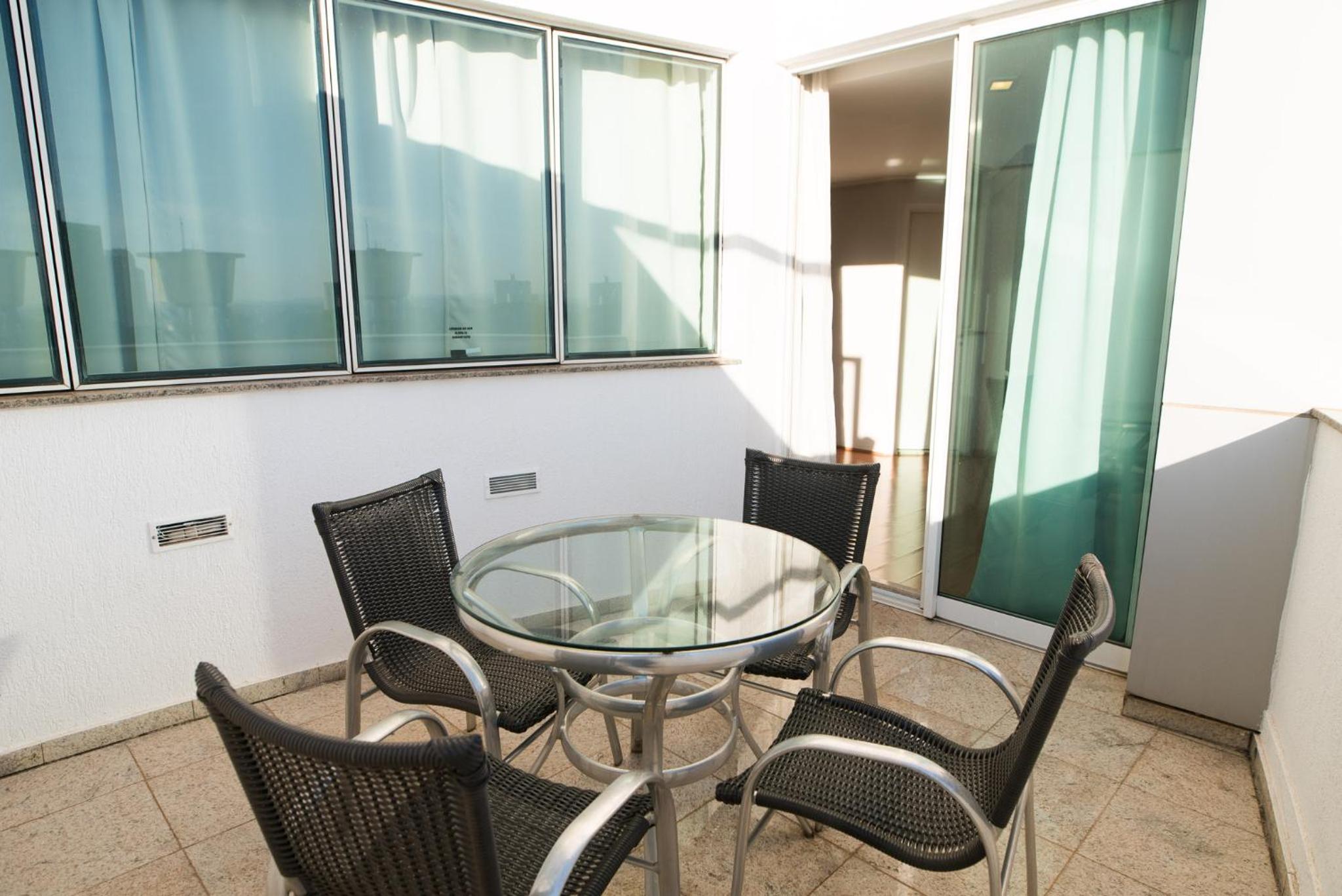 Deluxe Room with Balcony photo 2