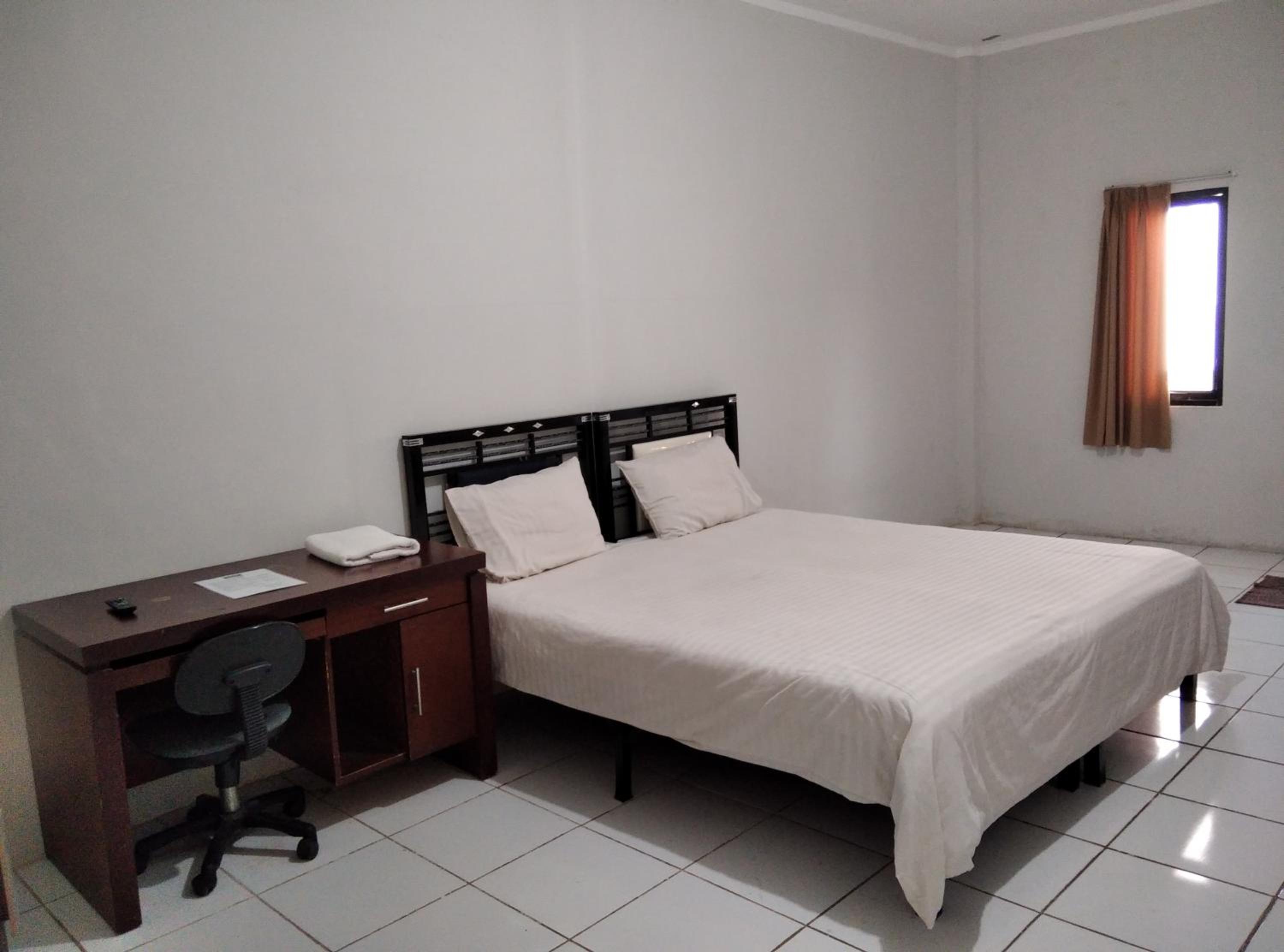 Standard Double Room - Photo 1