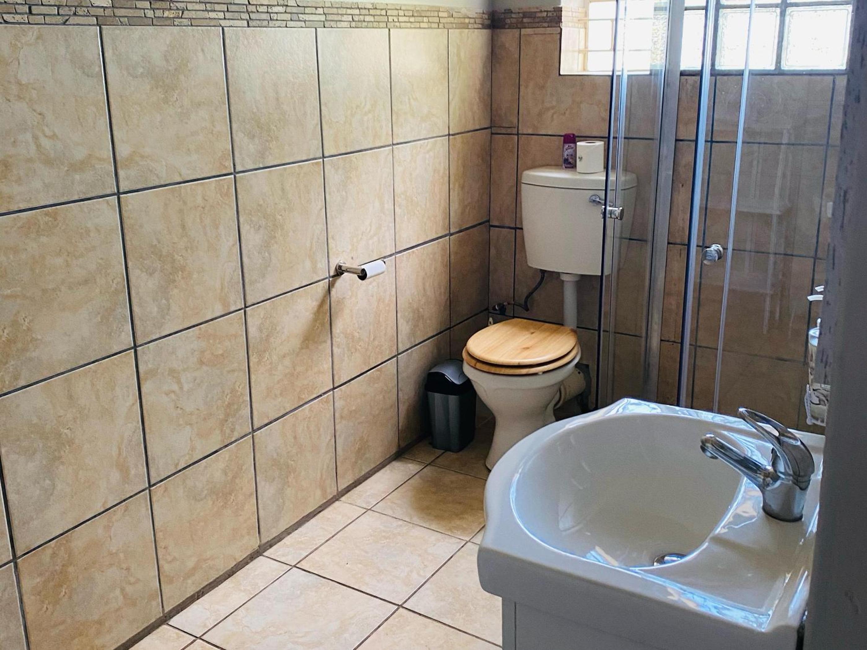  Double Room - Photo 3