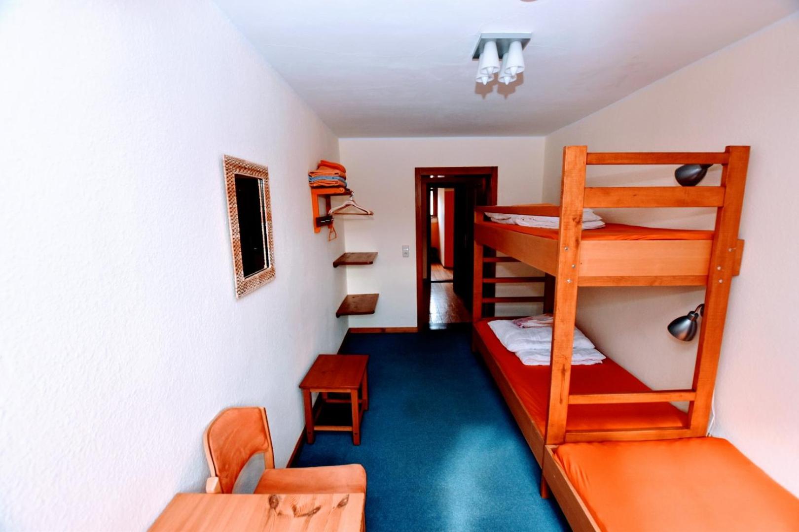 Triple Room with Shared Bathroom photo 2