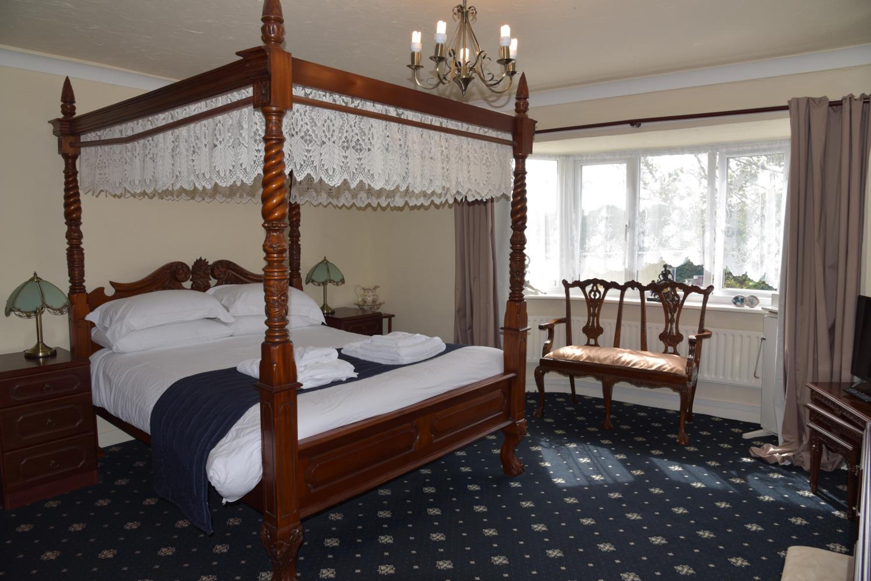 Double Room - Photo 3