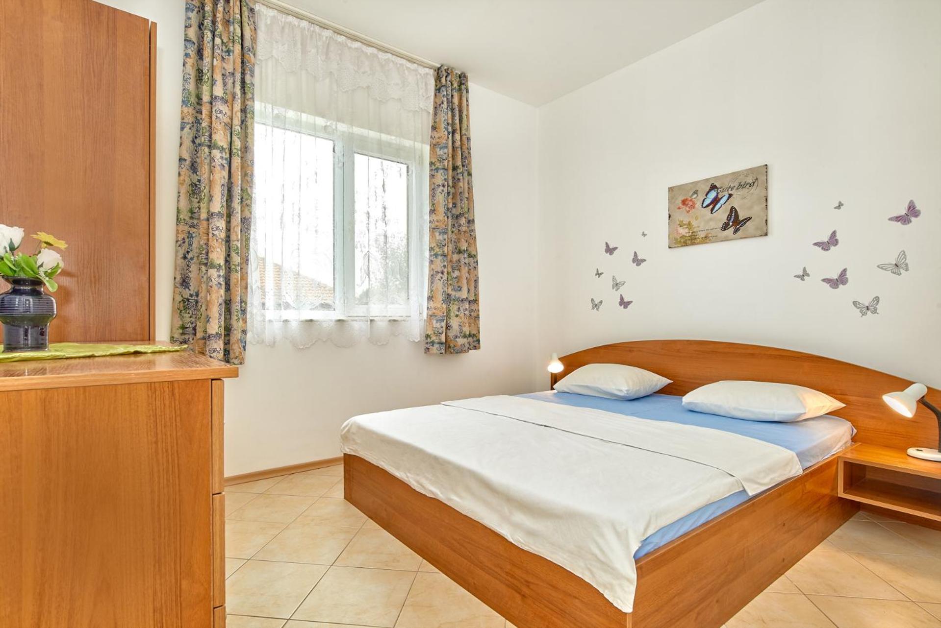 Three-Bedroom House photo 2