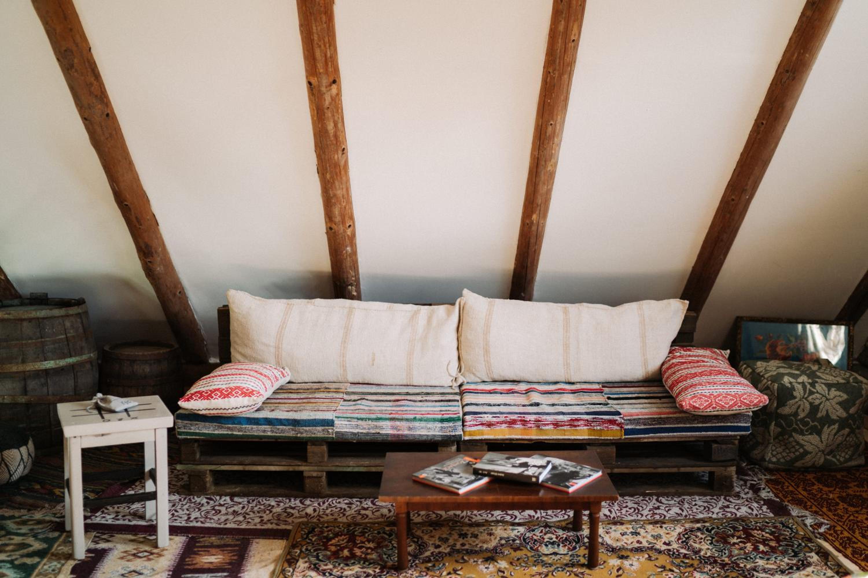 Four-Bedroom House - Photo 9