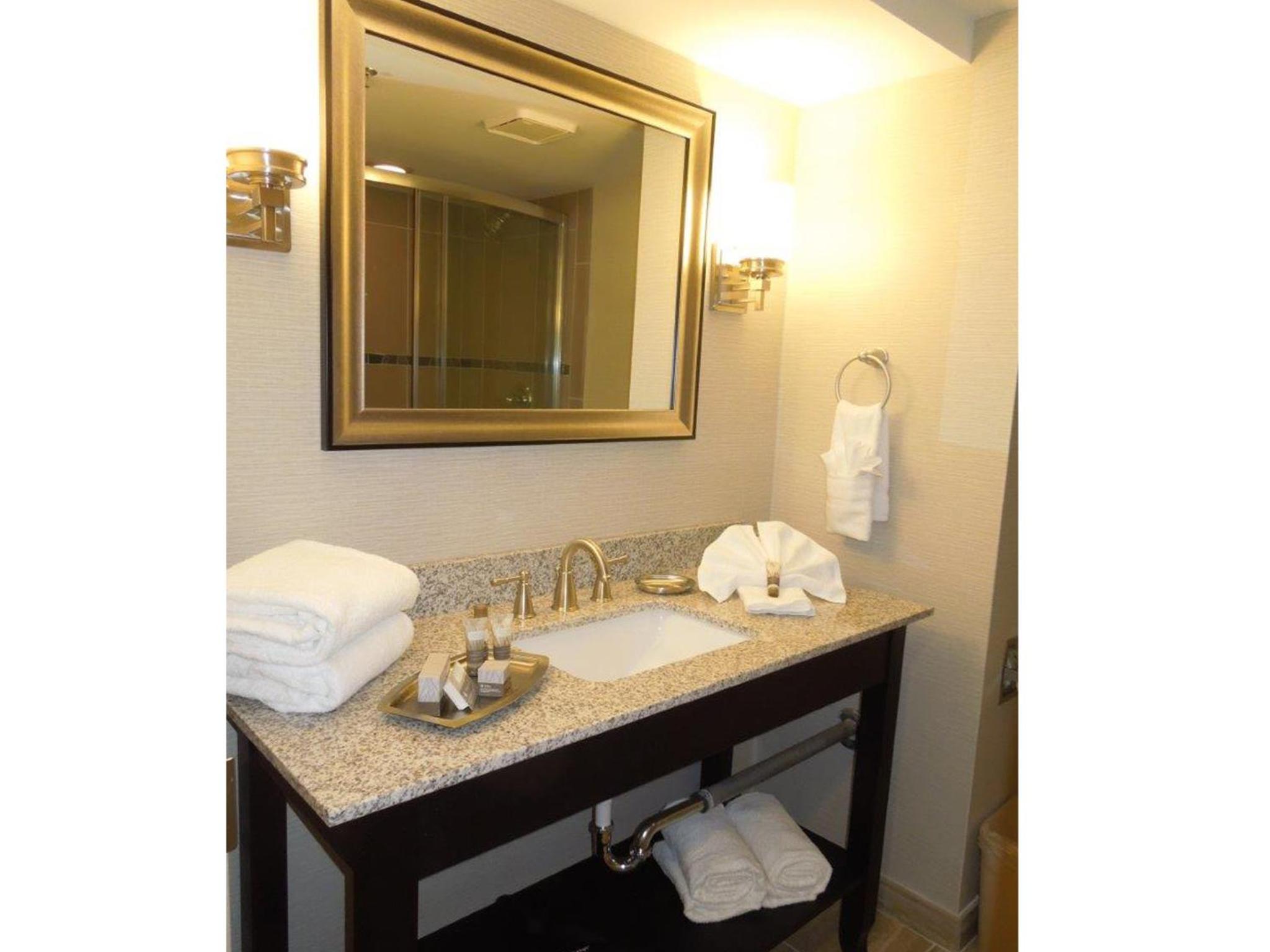 Executive Queen Room - Photo 4