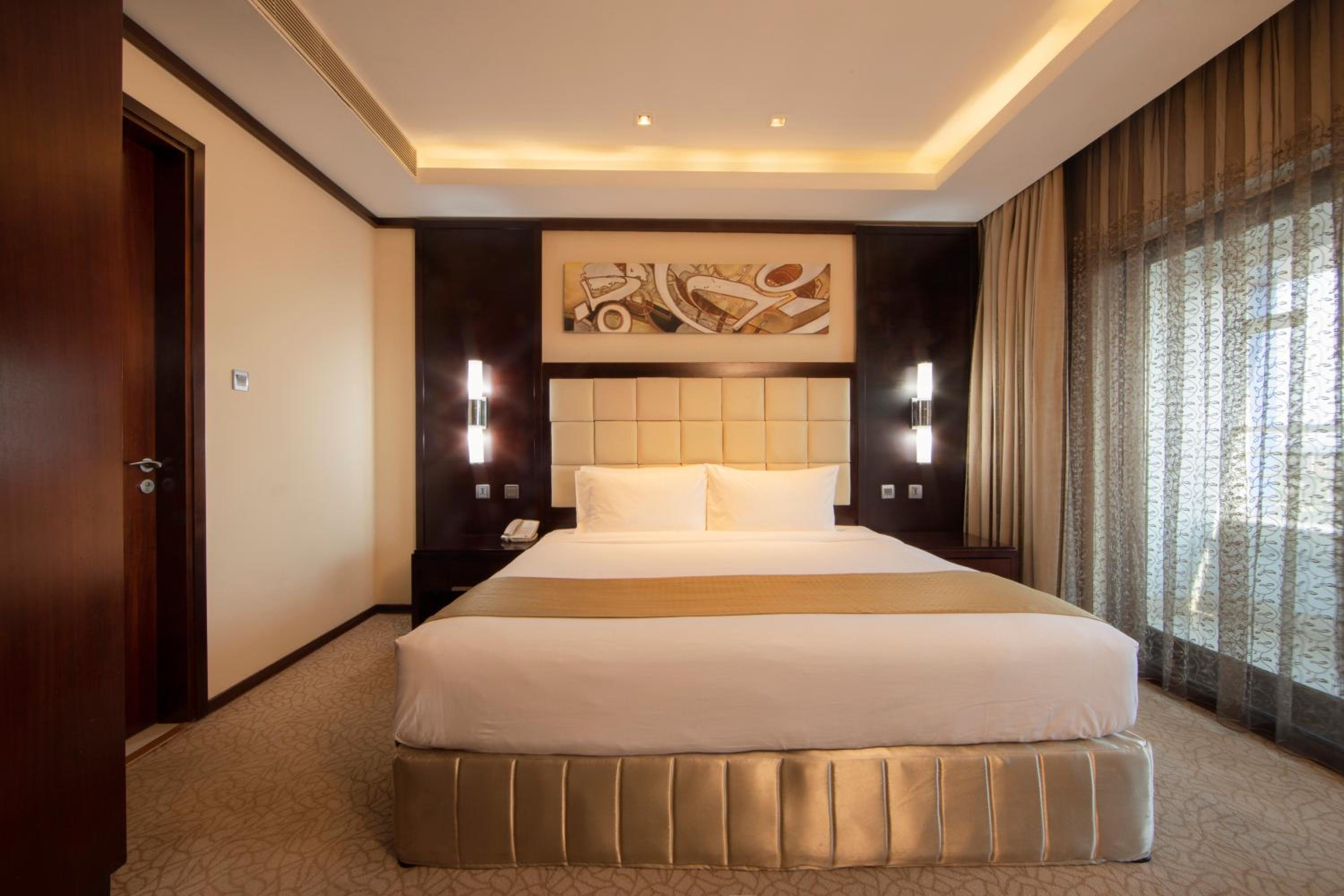 Two-Bedroom Suite photo 3