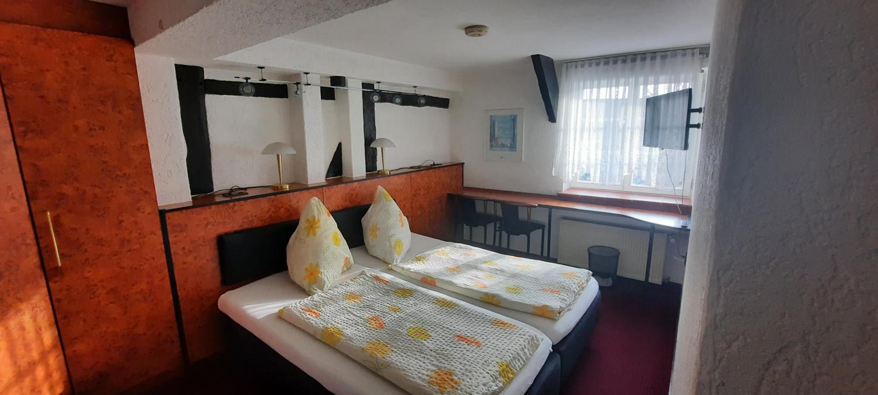 Double Room - Photo 1