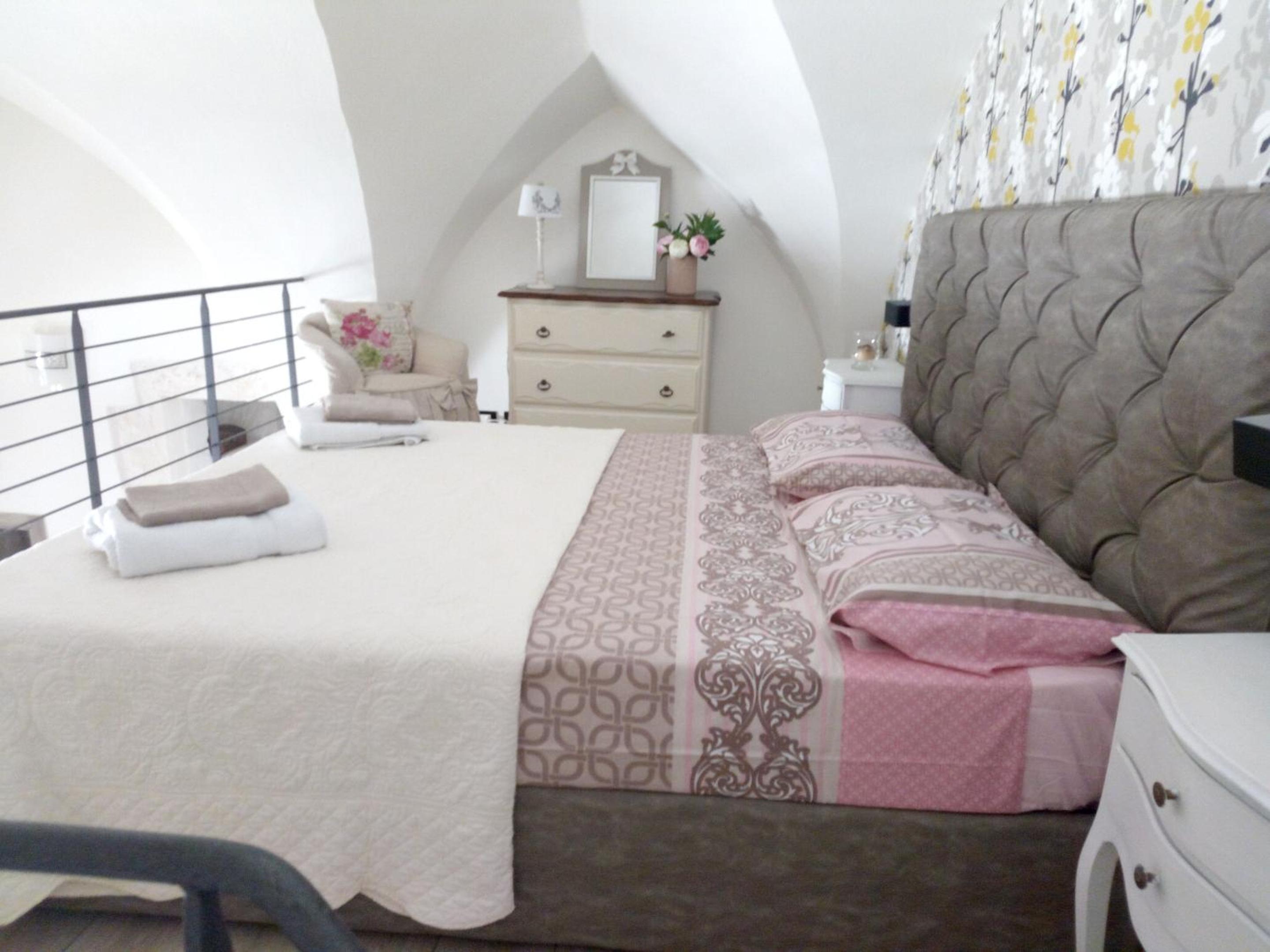 One-Bedroom Holiday Home
