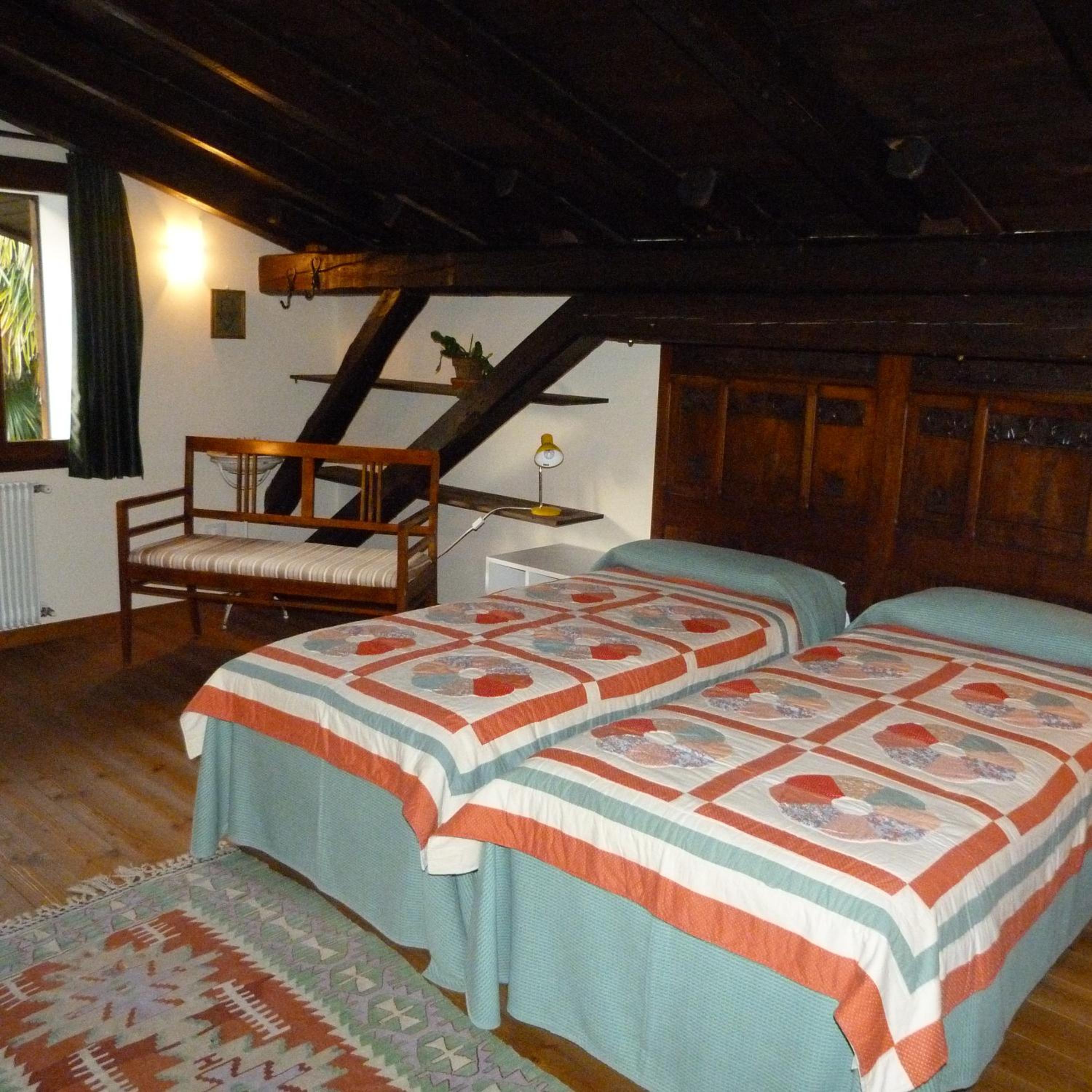 Double Room - Photo 7