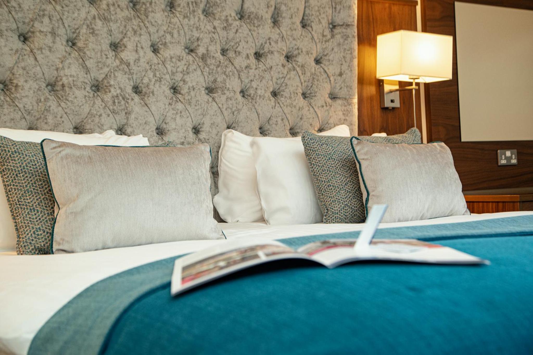 Deluxe Double Room - Photo 13