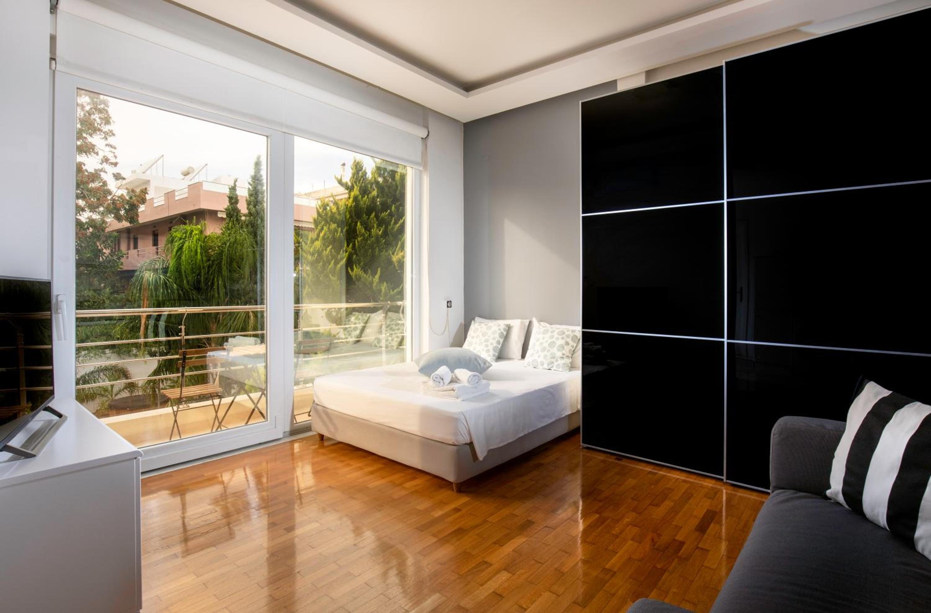 Apartment with Pool View  photo 1