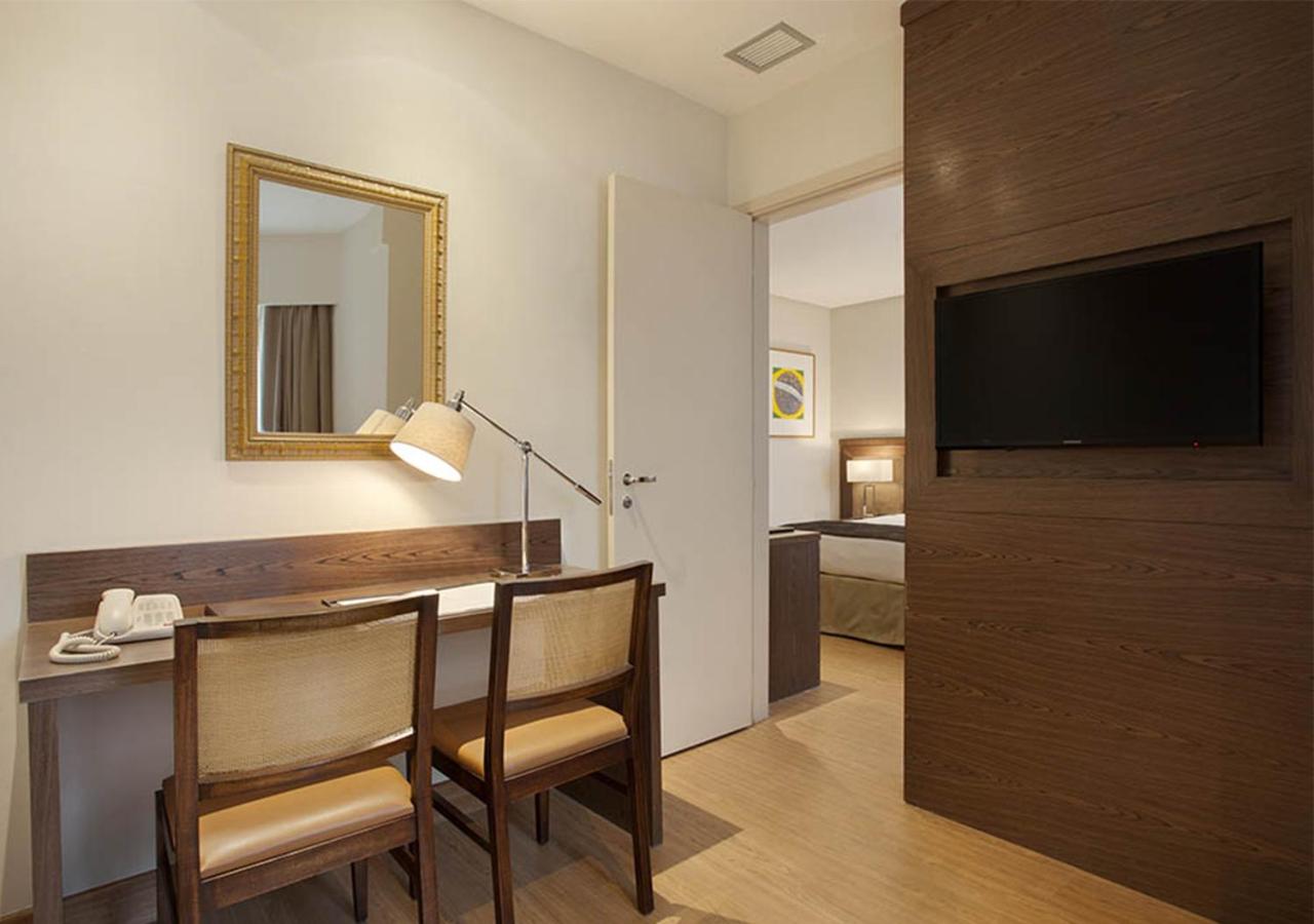 Executive Family Room