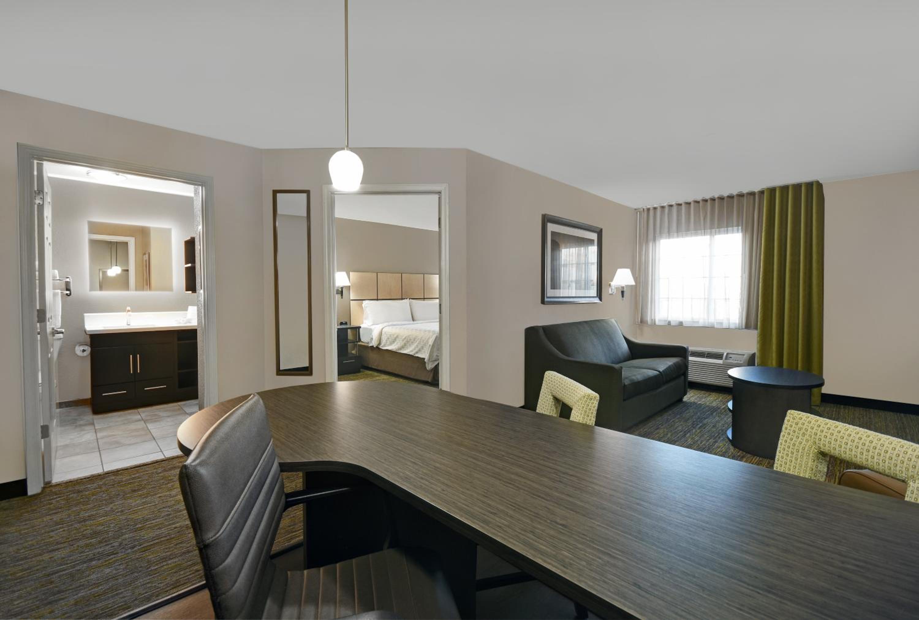 One-Bedroom King Suite - Photo 2