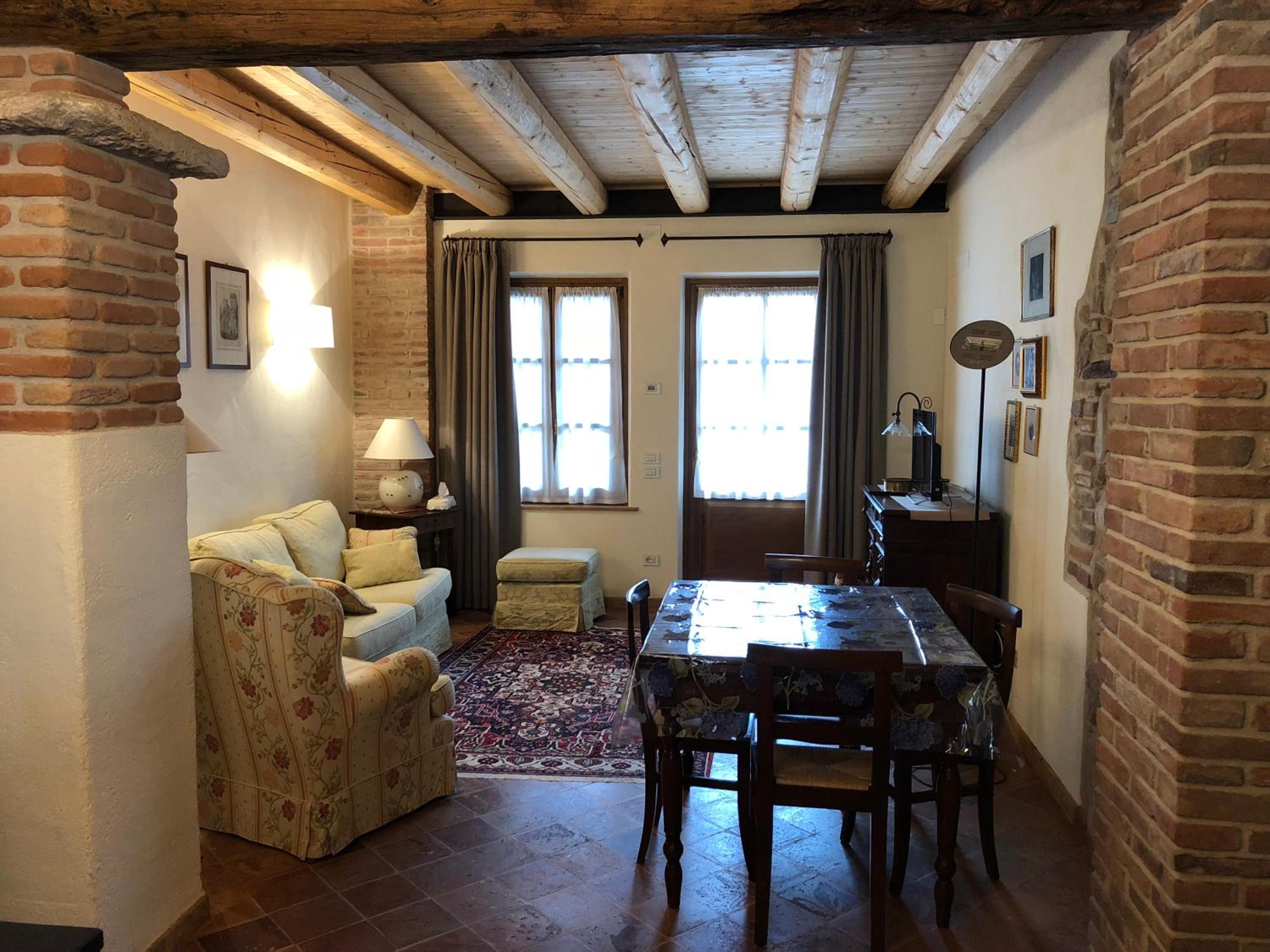 Four-Bedroom House - Photo 15