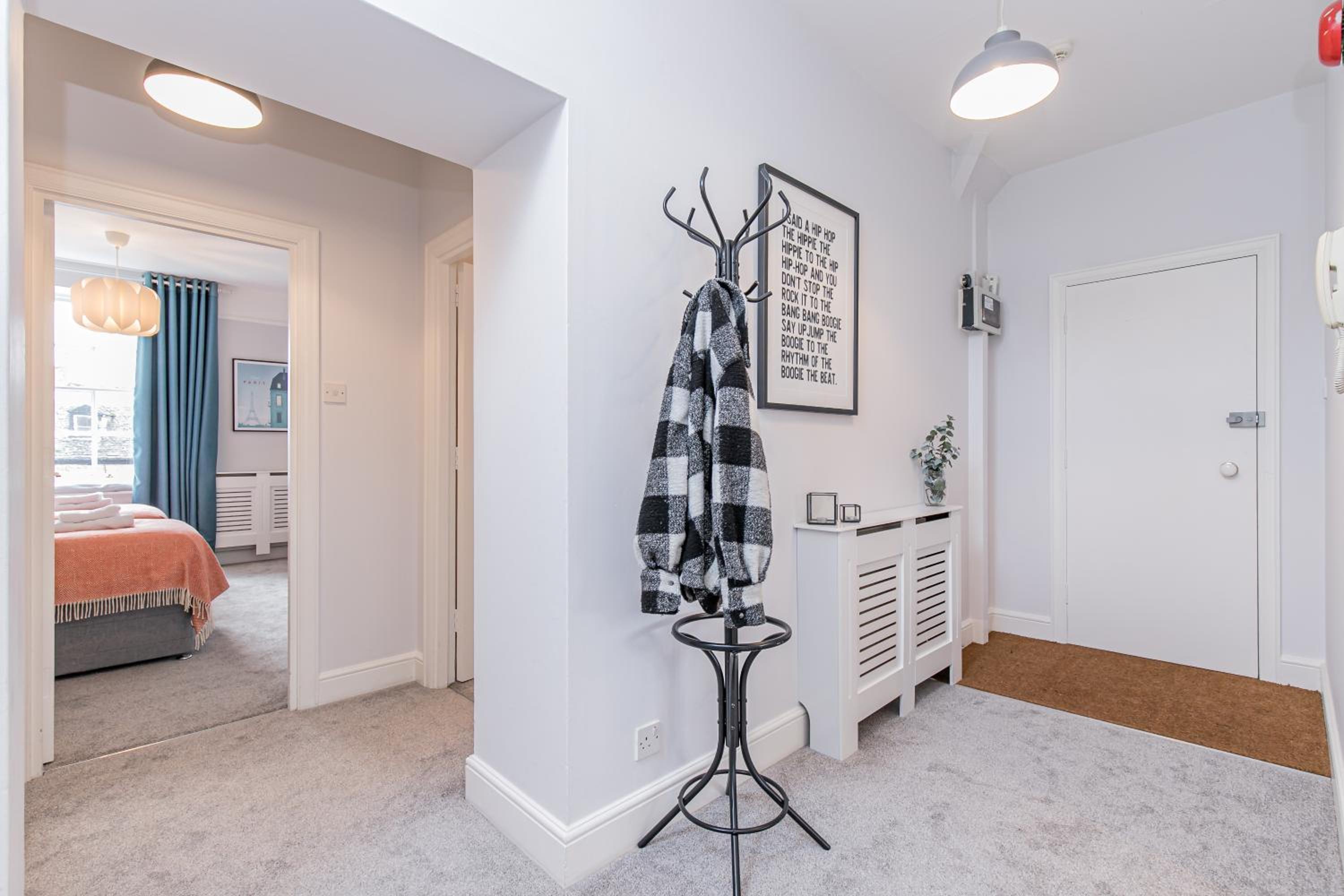 Two-Bedroom Apartment - Photo 10