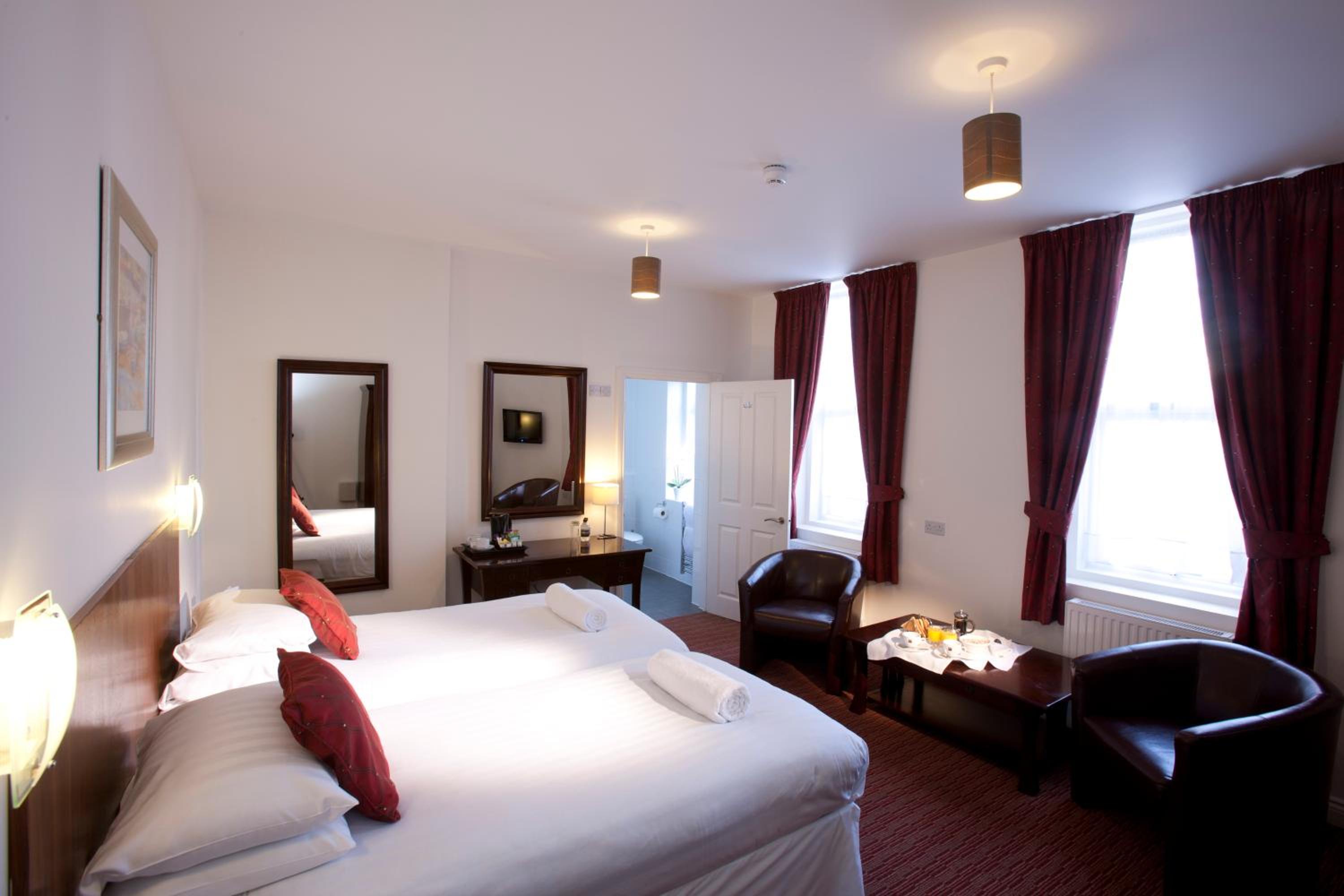 Classic Double Room - Photo 2